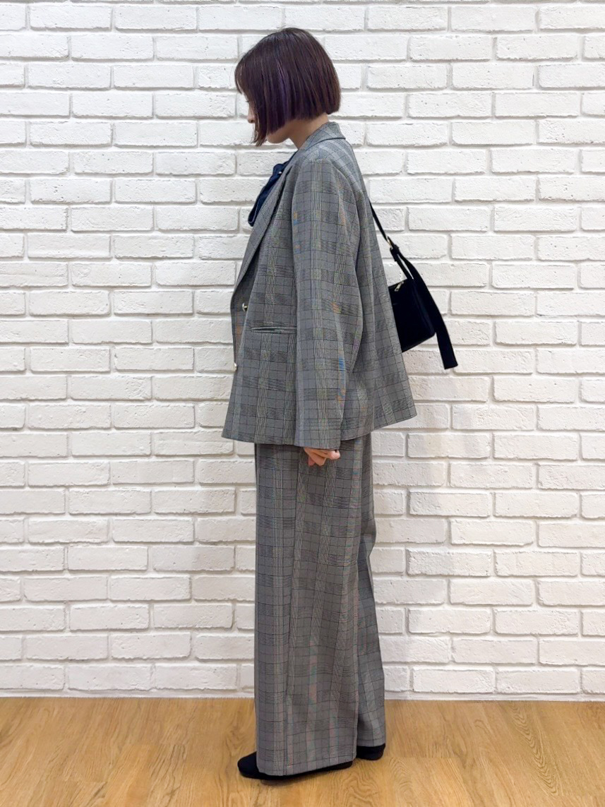 𝐜𝐡𝐢𝐤𝐚さんの「SHOO･LA･RUE｜【S-LL/洗濯機可】華やぐデニムボウタイリボンシャツ」を使ったコーディネート