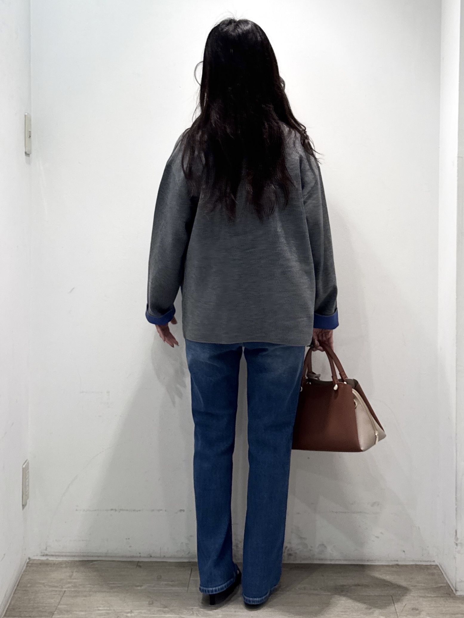 yuicciさんの「OPAQUE.CLIP｜スナップボタン 配色ニットカーディガン【洗濯機OK】」を使ったコーディネート