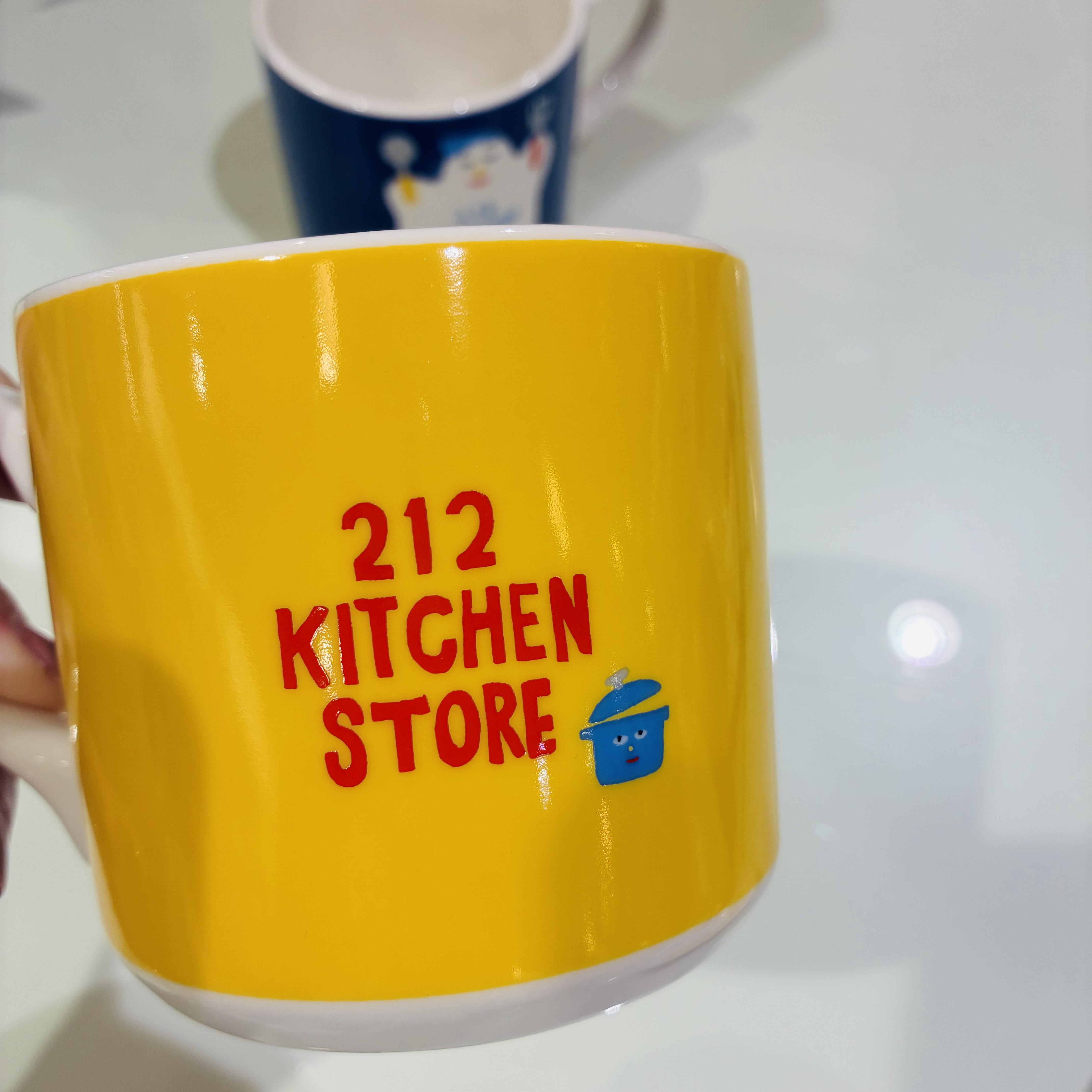 Shimanekoさんの「212 KITCHEN STORE｜マグ CAKE ＜HONGAMA ホンガマ＞」を使ったコーディネート