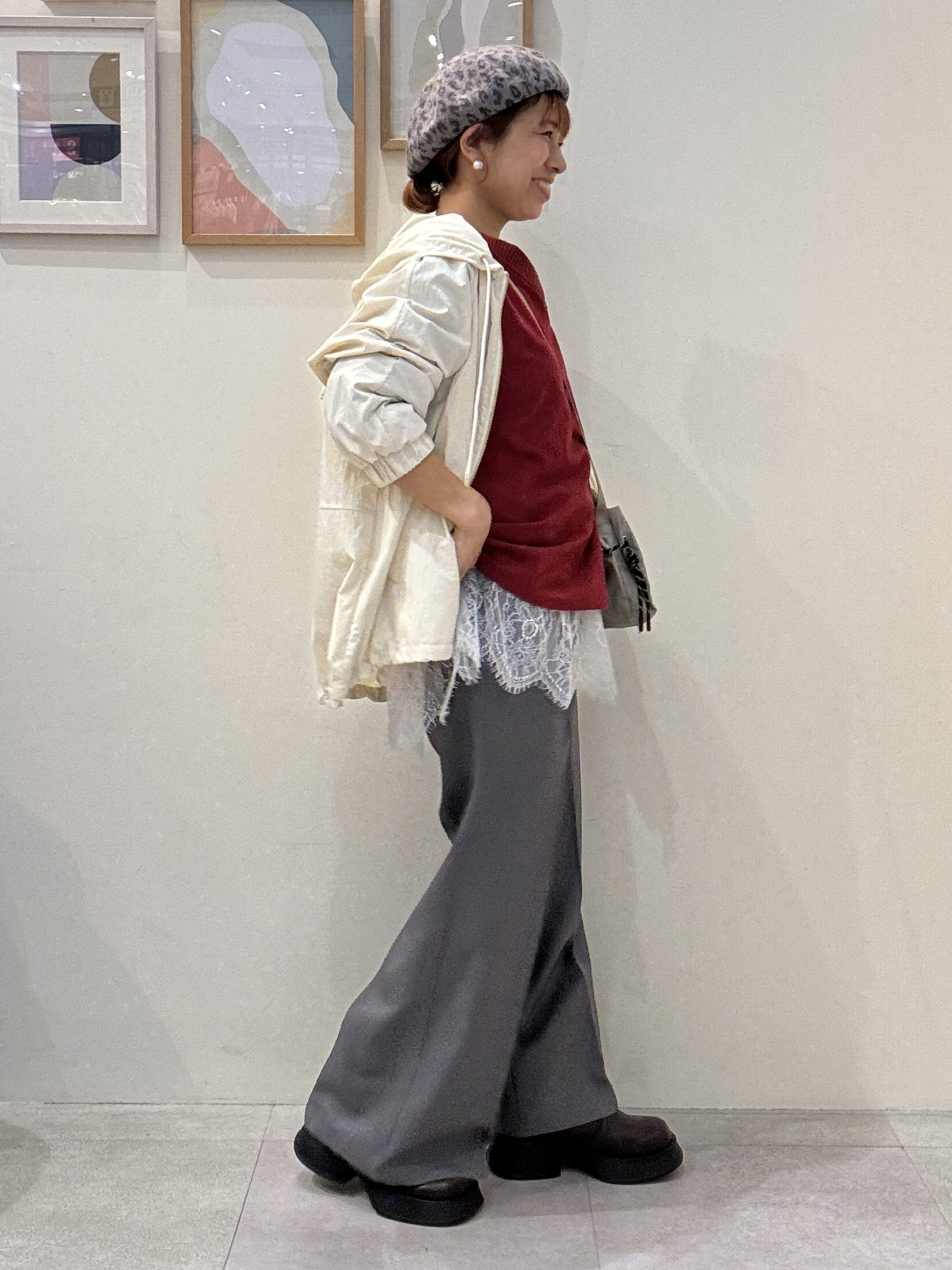 たけぴさんの「SHOO･LA･RUE｜【S-LL/撥水】ゴールドパーツで女性らしく ギャザーブルゾン」を使ったコーディネート