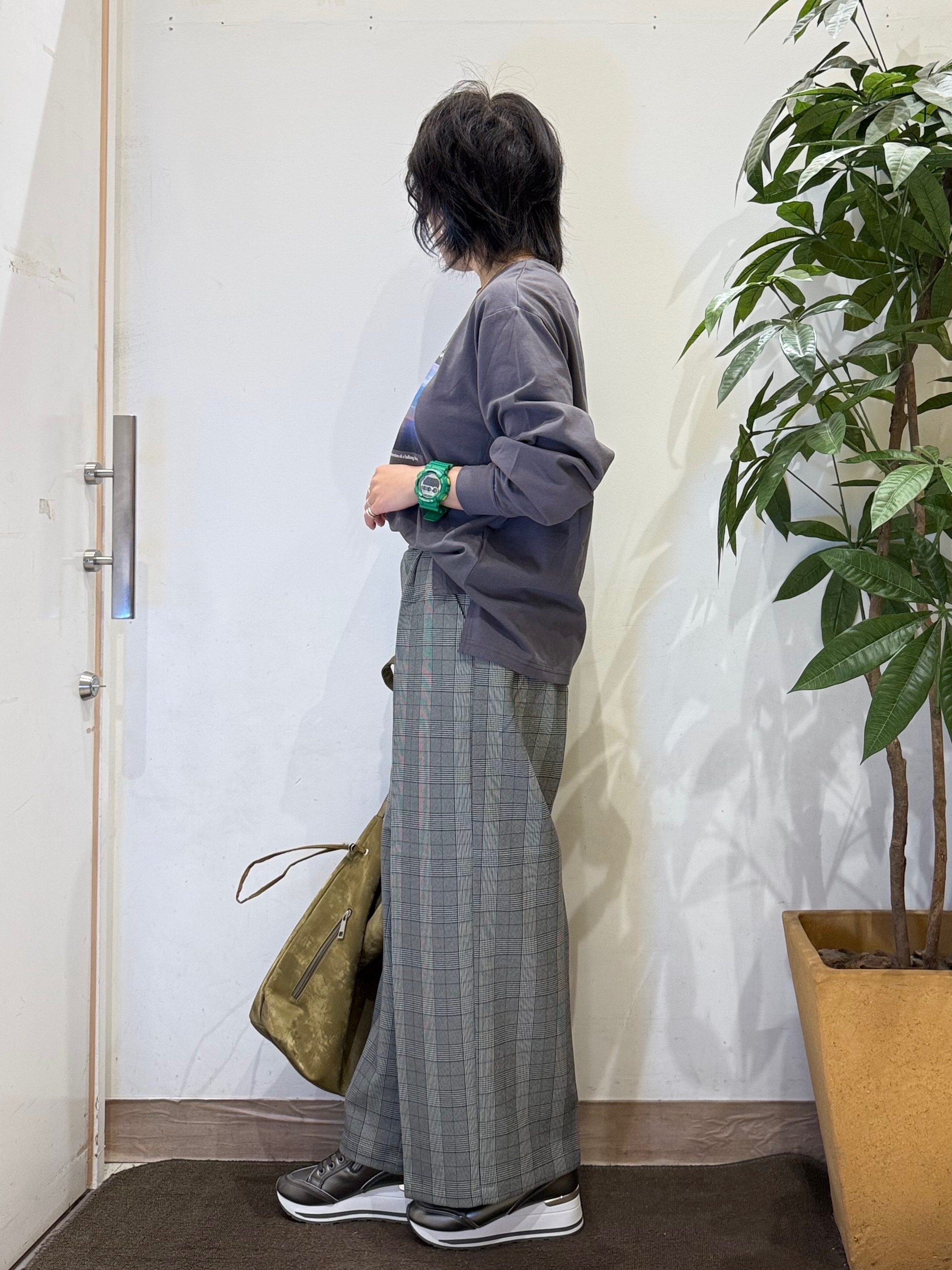 misakiさんの「SHOO･LA･RUE｜【S-LL】デイリー使いに 選べる6柄プリントロンT」を使ったコーディネート