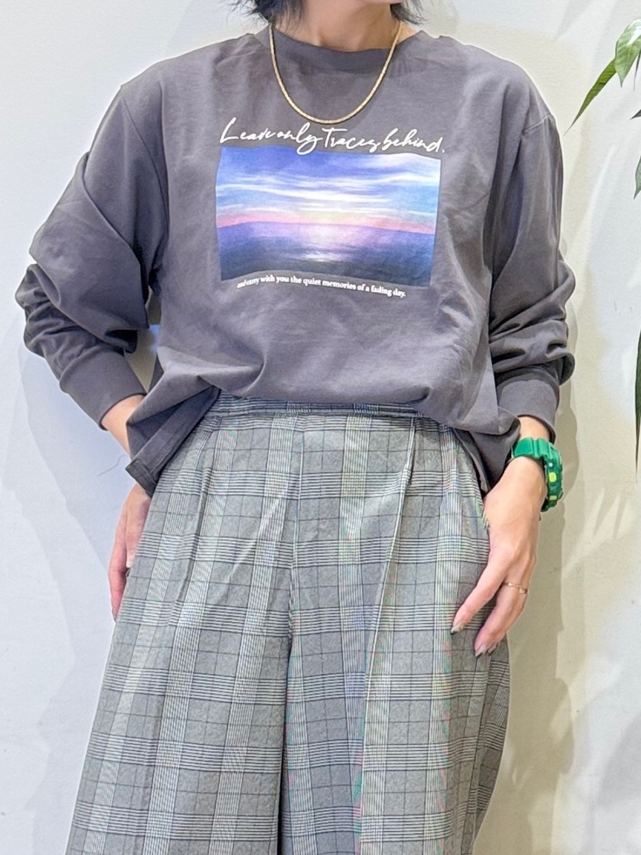 misakiさんの「SHOO･LA･RUE｜【S-LL】デイリー使いに 選べる6柄プリントロンT」を使ったコーディネート