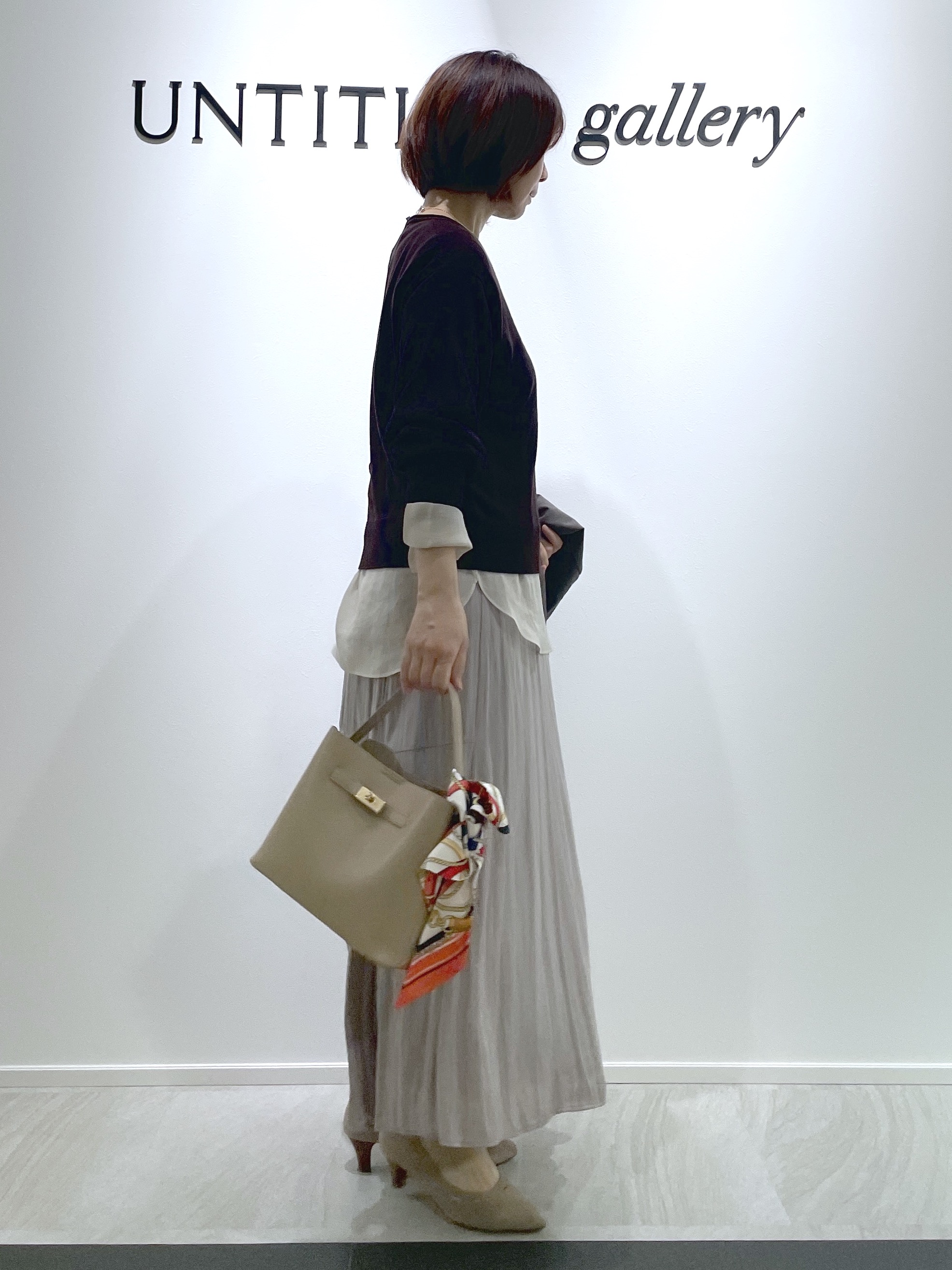 hanaさんの「UNTITLED｜【大人の抜け感/8色展開】ボリュームスリーブニットプルオーバー」を使ったコーディネート