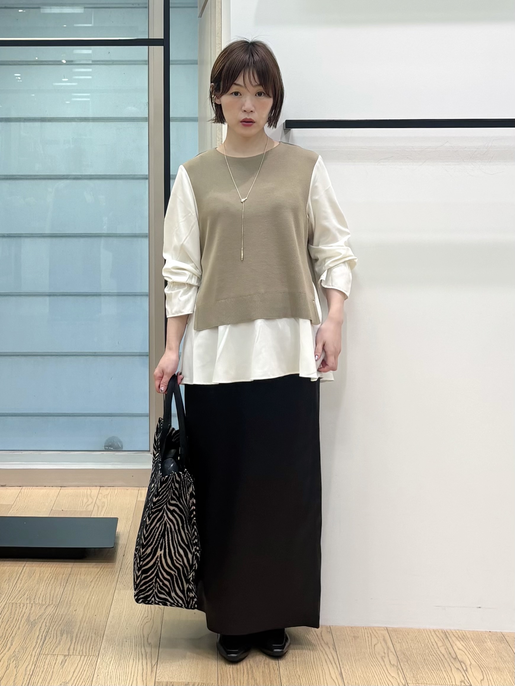 asamiさんの「INDIVI｜【洗える／1枚でコーデ完成】重ね着風ニットトップス」を使ったコーディネート