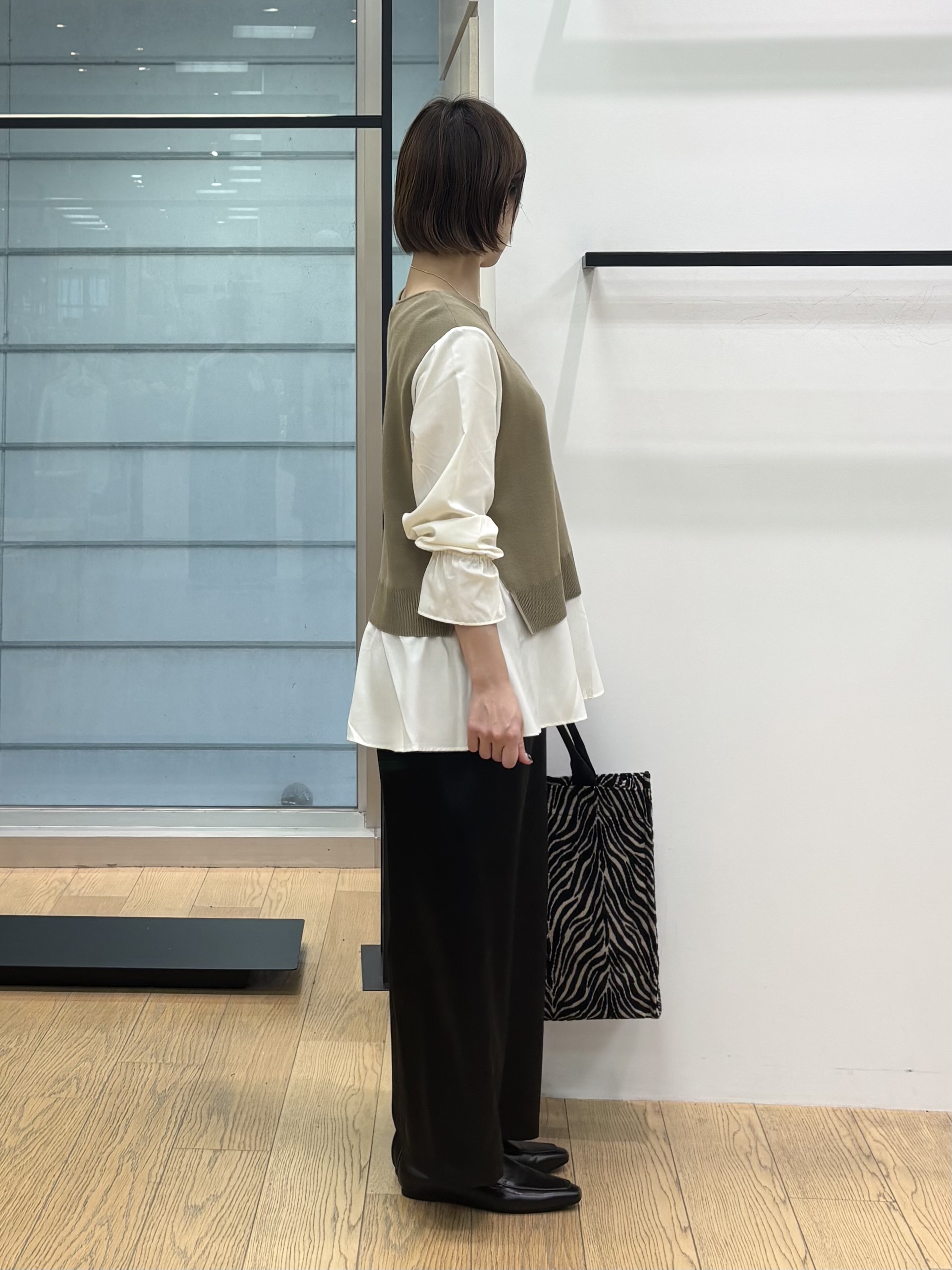 asamiさんの「INDIVI｜【洗える／1枚でコーデ完成】重ね着風ニットトップス」を使ったコーディネート