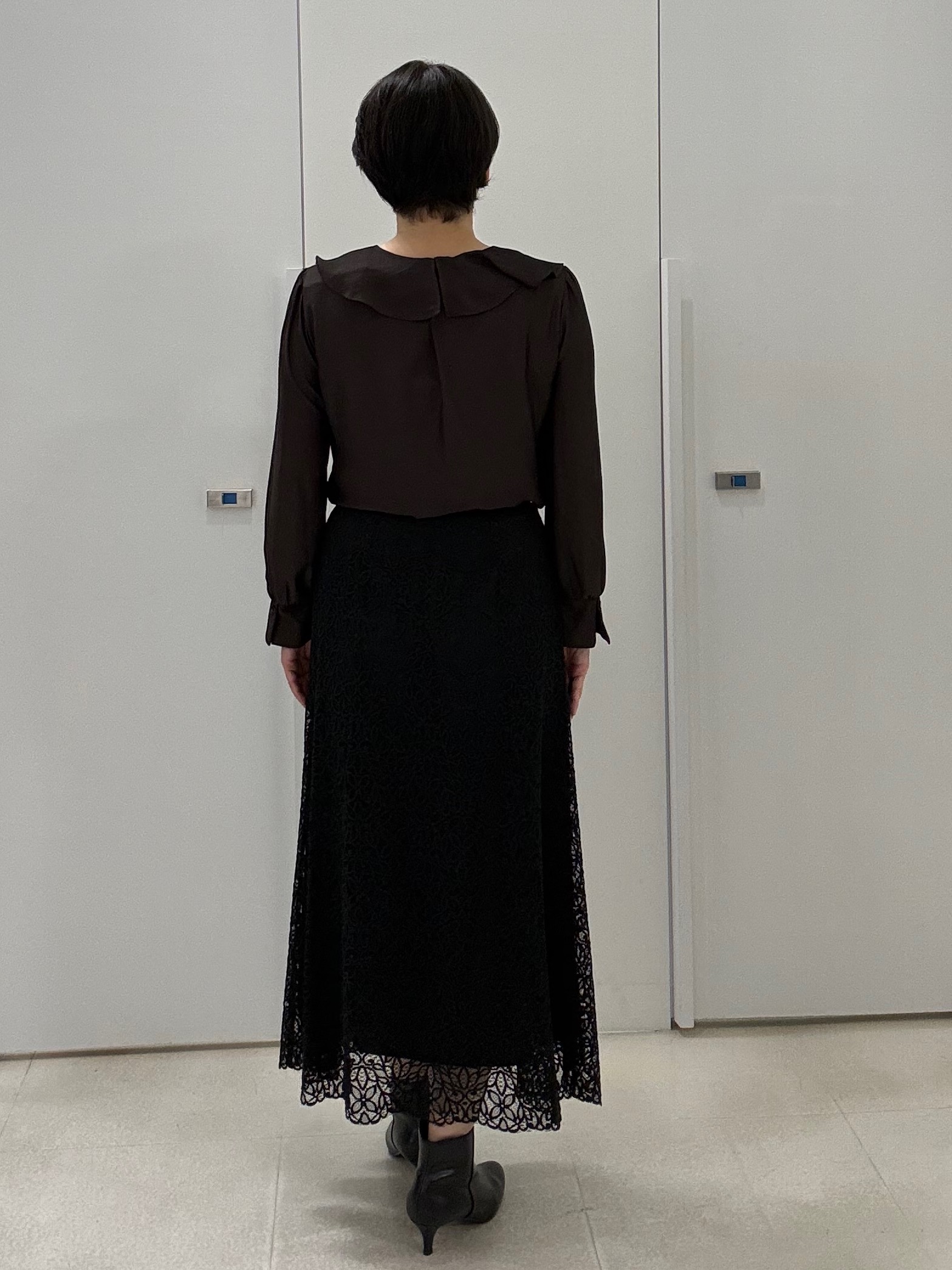 hIさんの「COUP DE CHANCE｜【手洗い可/日本製】フリルデザインブラウス」を使ったコーディネート