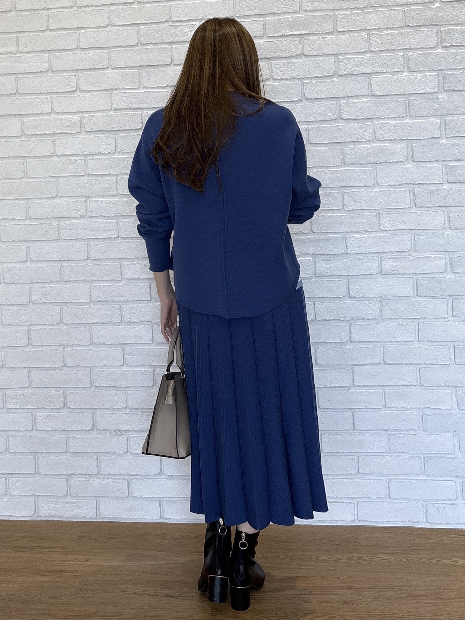 sayaさんの「SHOO･LA･RUE｜【2WAY】一枚革風ボックストートバッグ」を使ったコーディネート