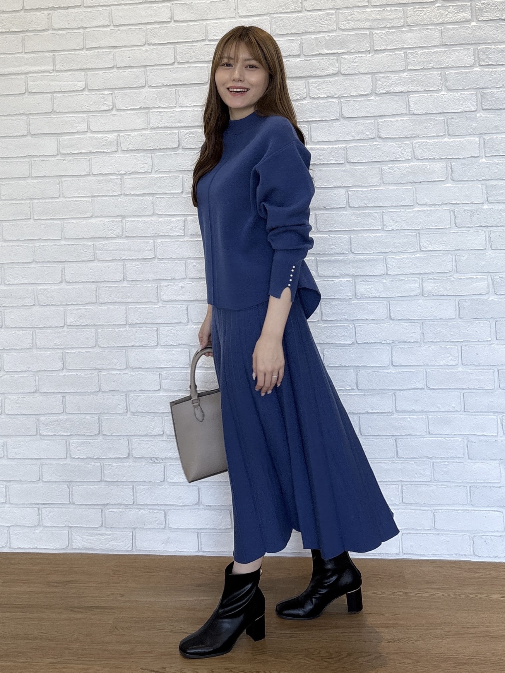 sayaさんの「SHOO･LA･RUE｜【2WAY】一枚革風ボックストートバッグ」を使ったコーディネート