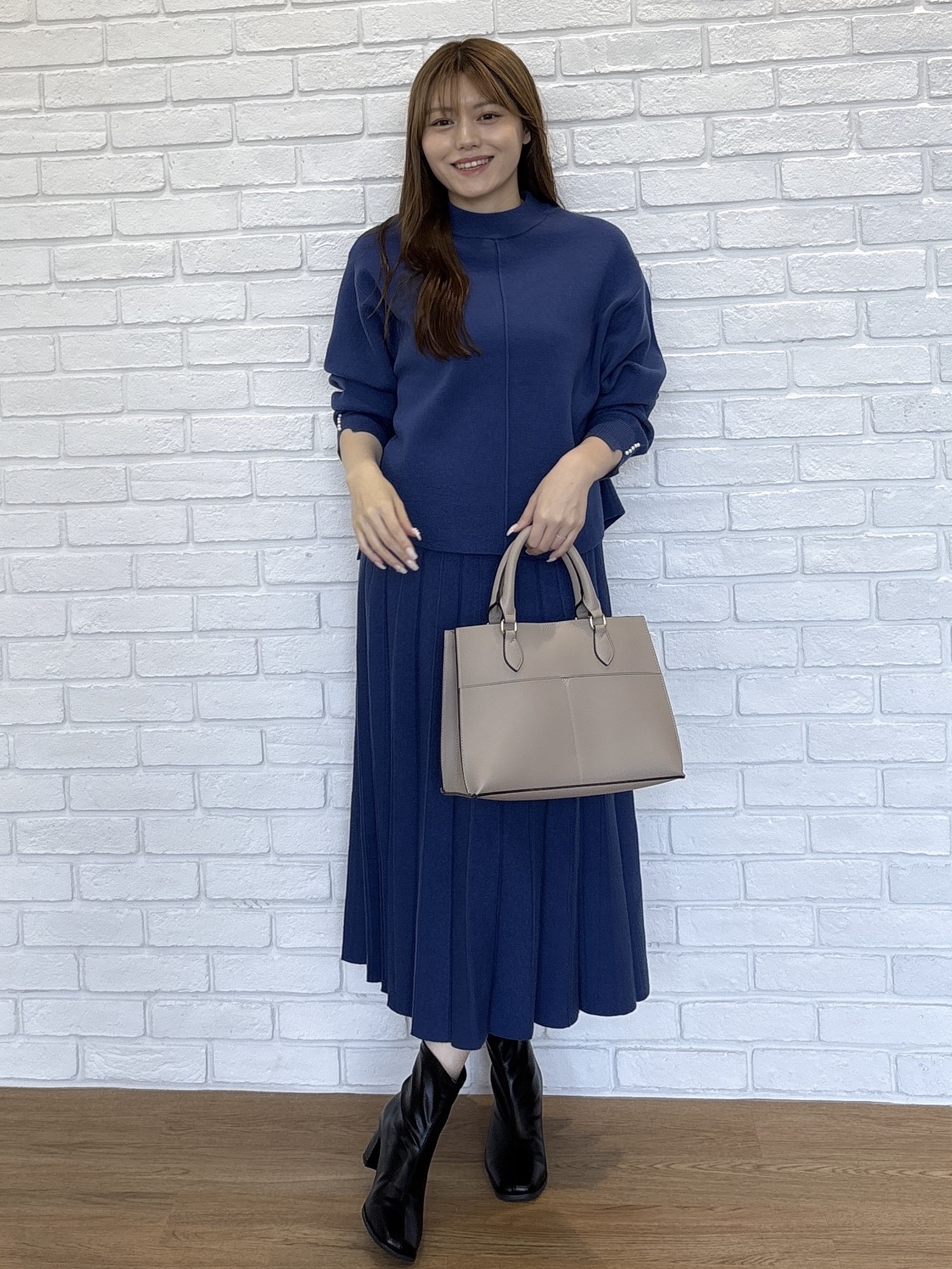 sayaさんの「SHOO･LA･RUE｜【2WAY】一枚革風ボックストートバッグ」を使ったコーディネート