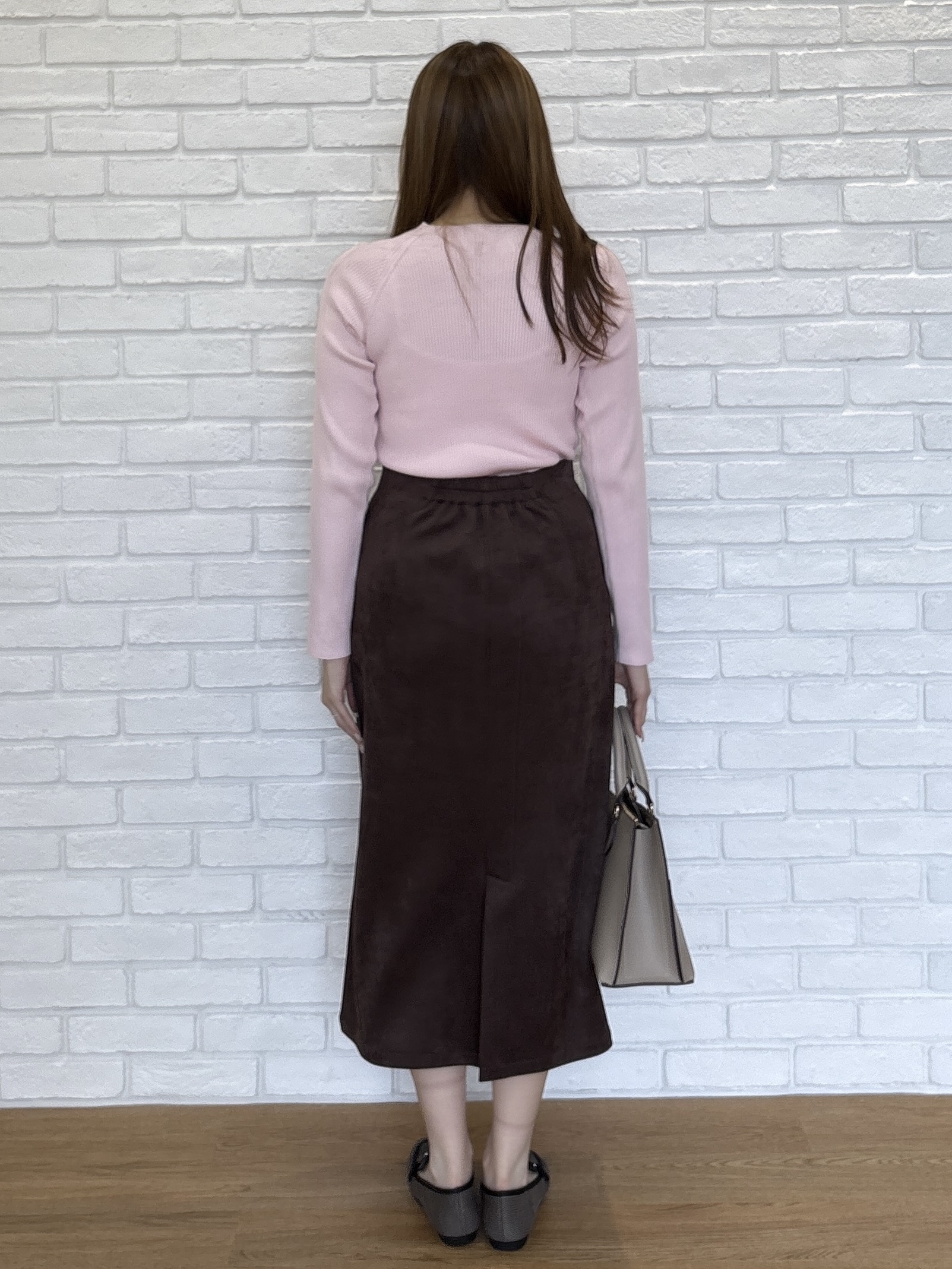 sayaさんの「SHOO･LA･RUE｜【絶妙なゆるピタ/S-LL/洗濯機可】ちくちくしにくいリブハイネック やわらかニット」を使ったコーディネート