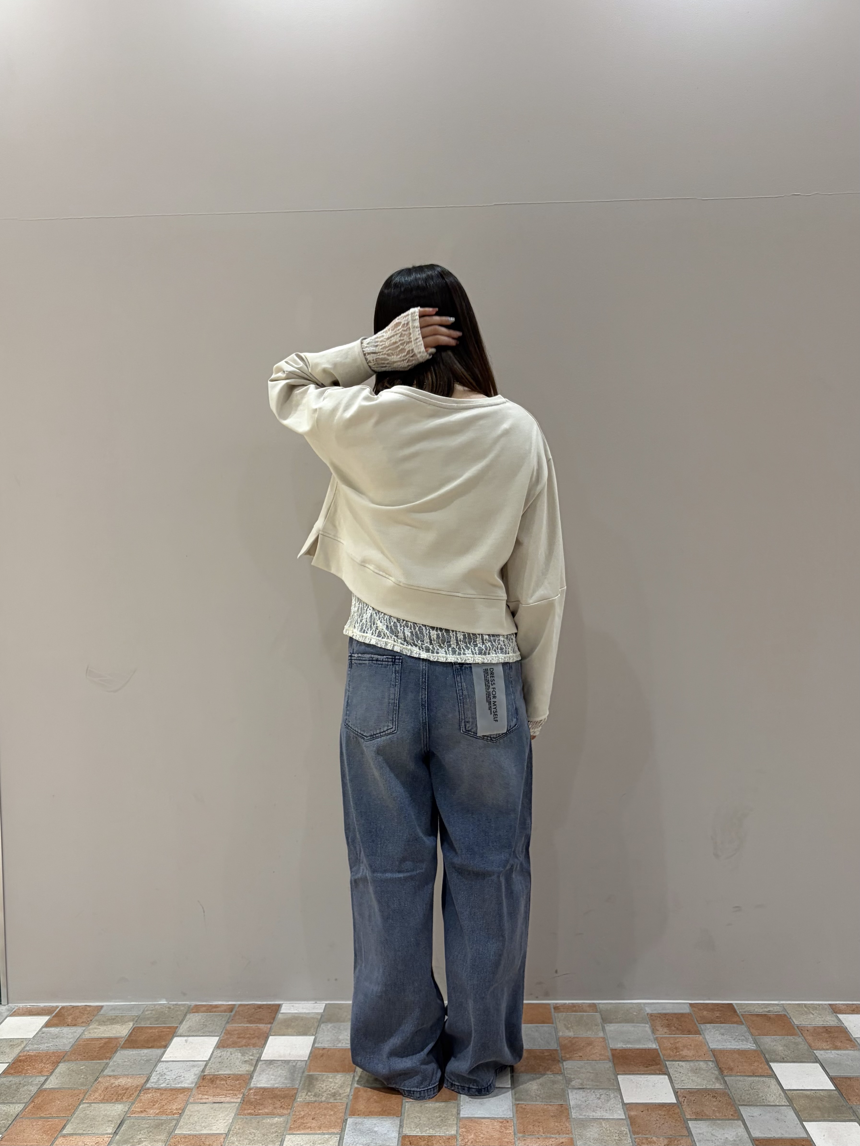 amiさんの「INDIVI｜ラインロングネックレス」を使ったコーディネート
