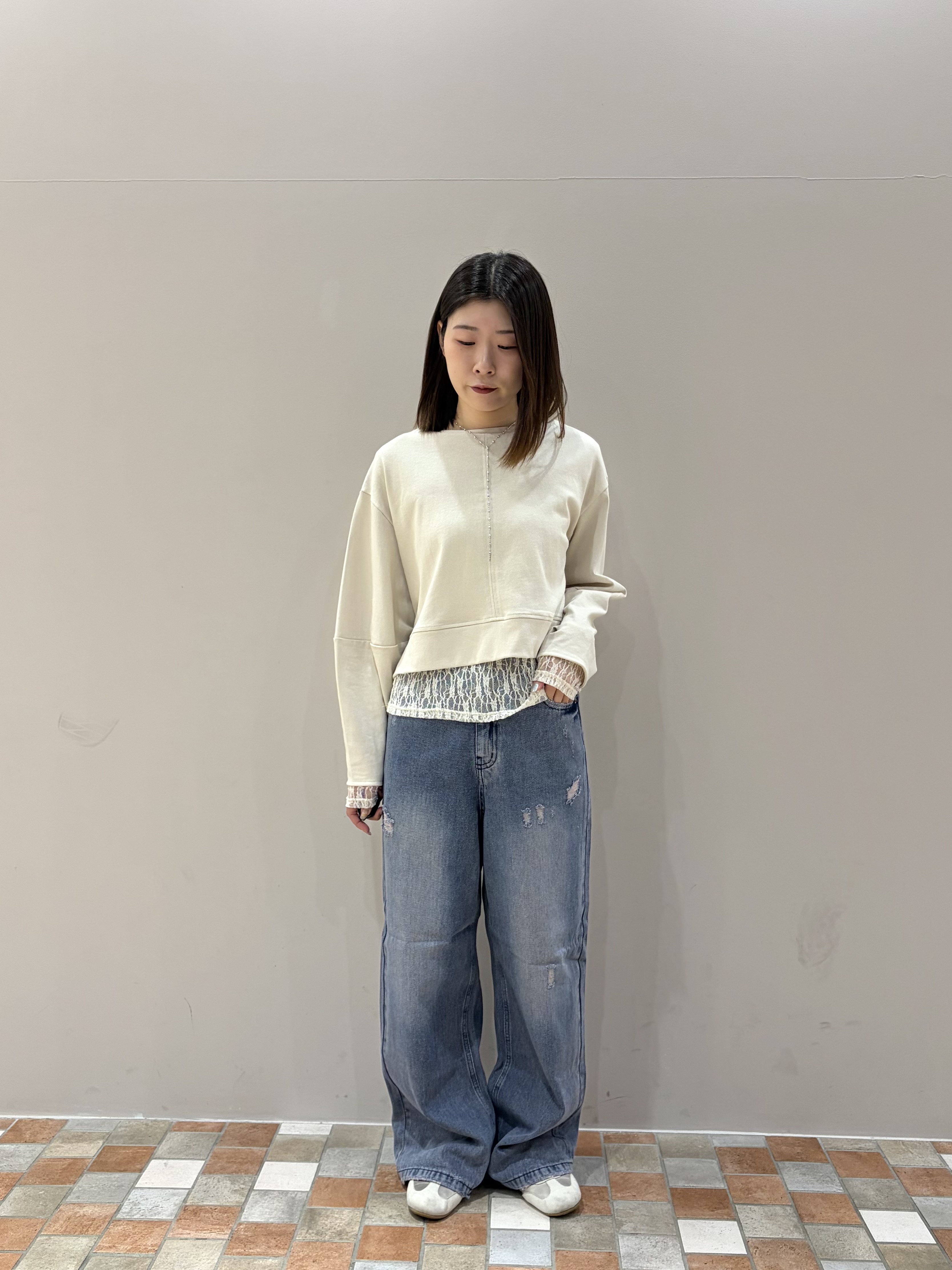 amiさんの「INDIVI｜ラインロングネックレス」を使ったコーディネート