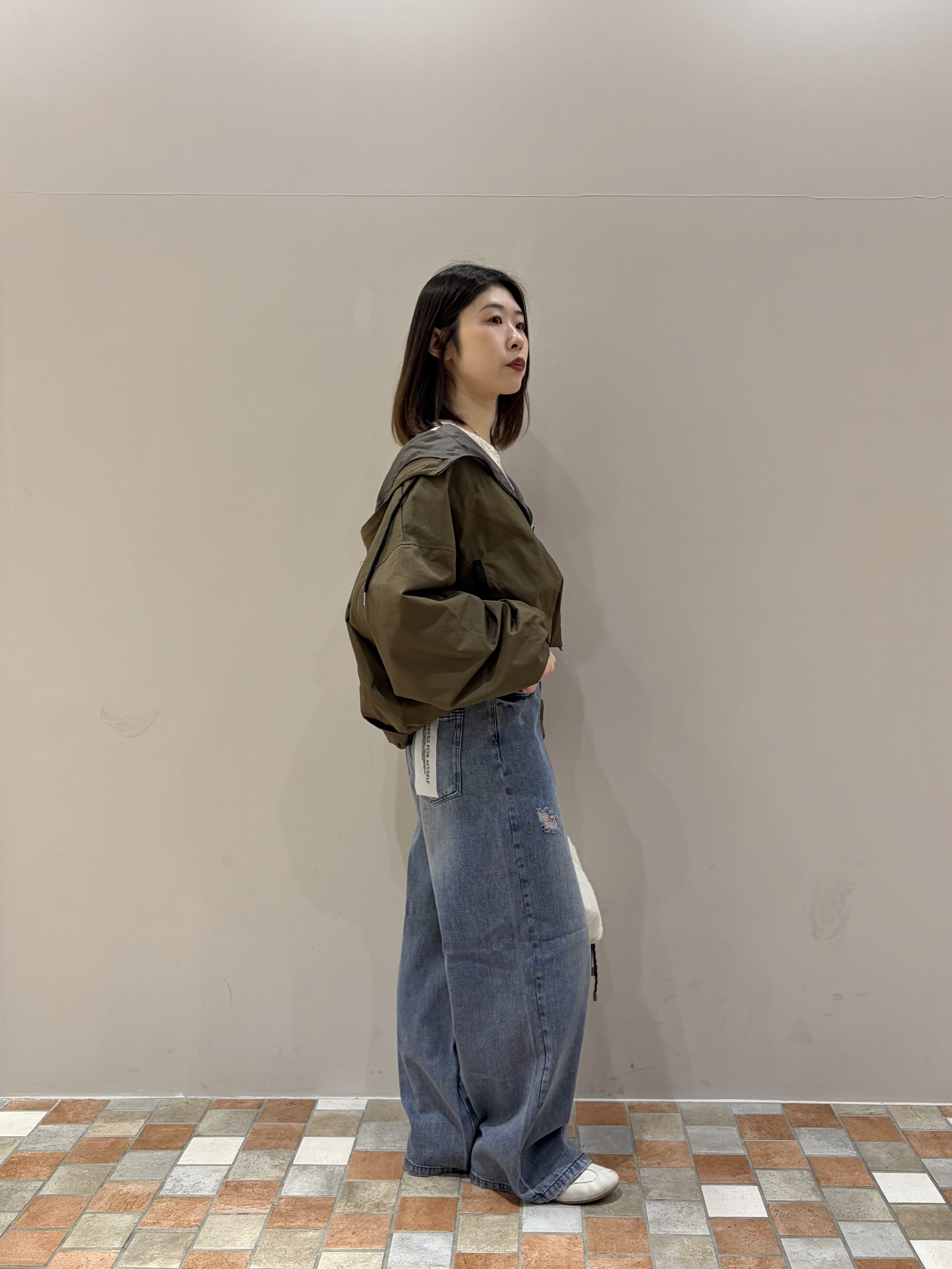 amiさんの「INDIVI｜ラインロングネックレス」を使ったコーディネート