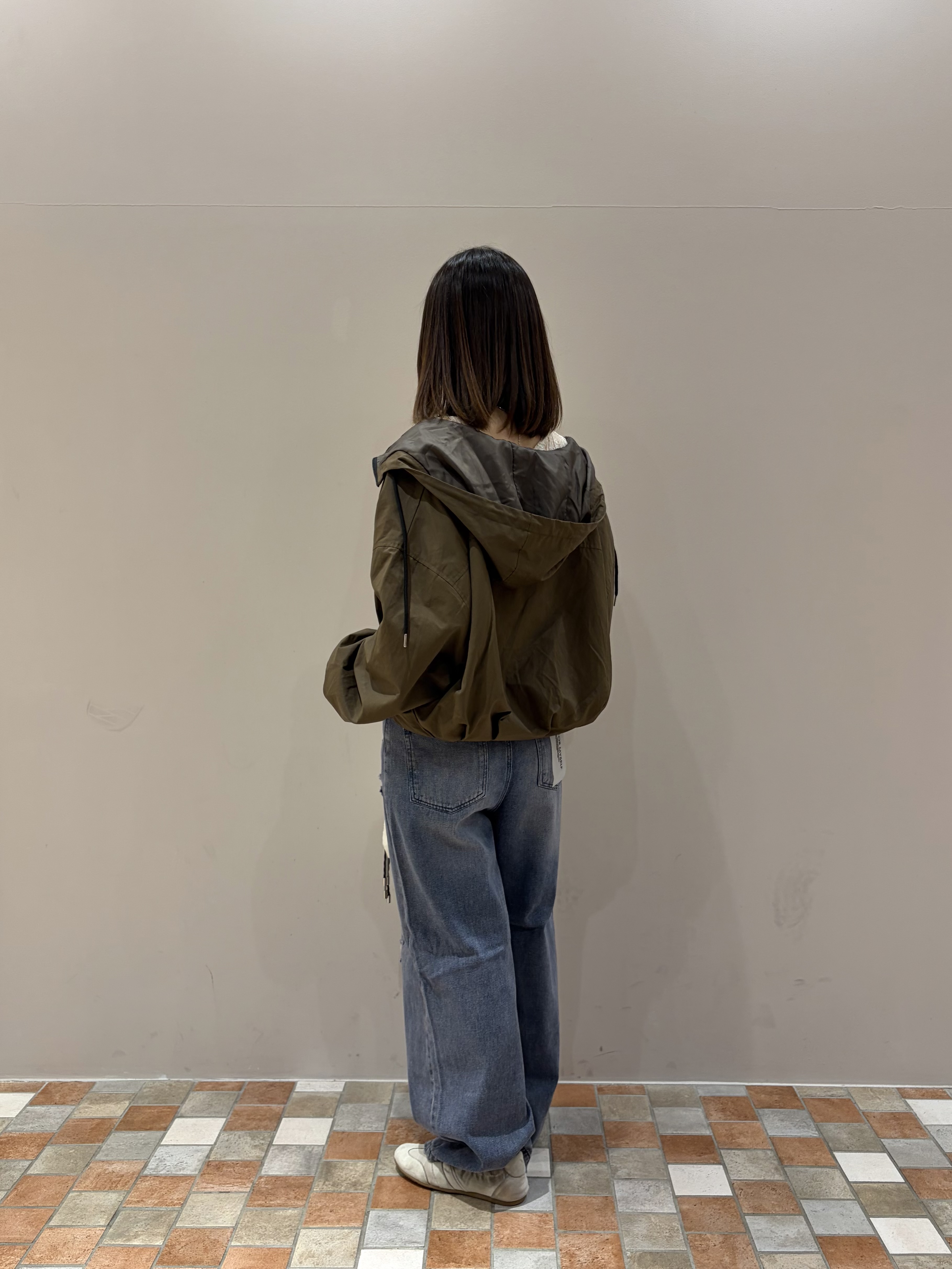 amiさんの「INDIVI｜ラインロングネックレス」を使ったコーディネート