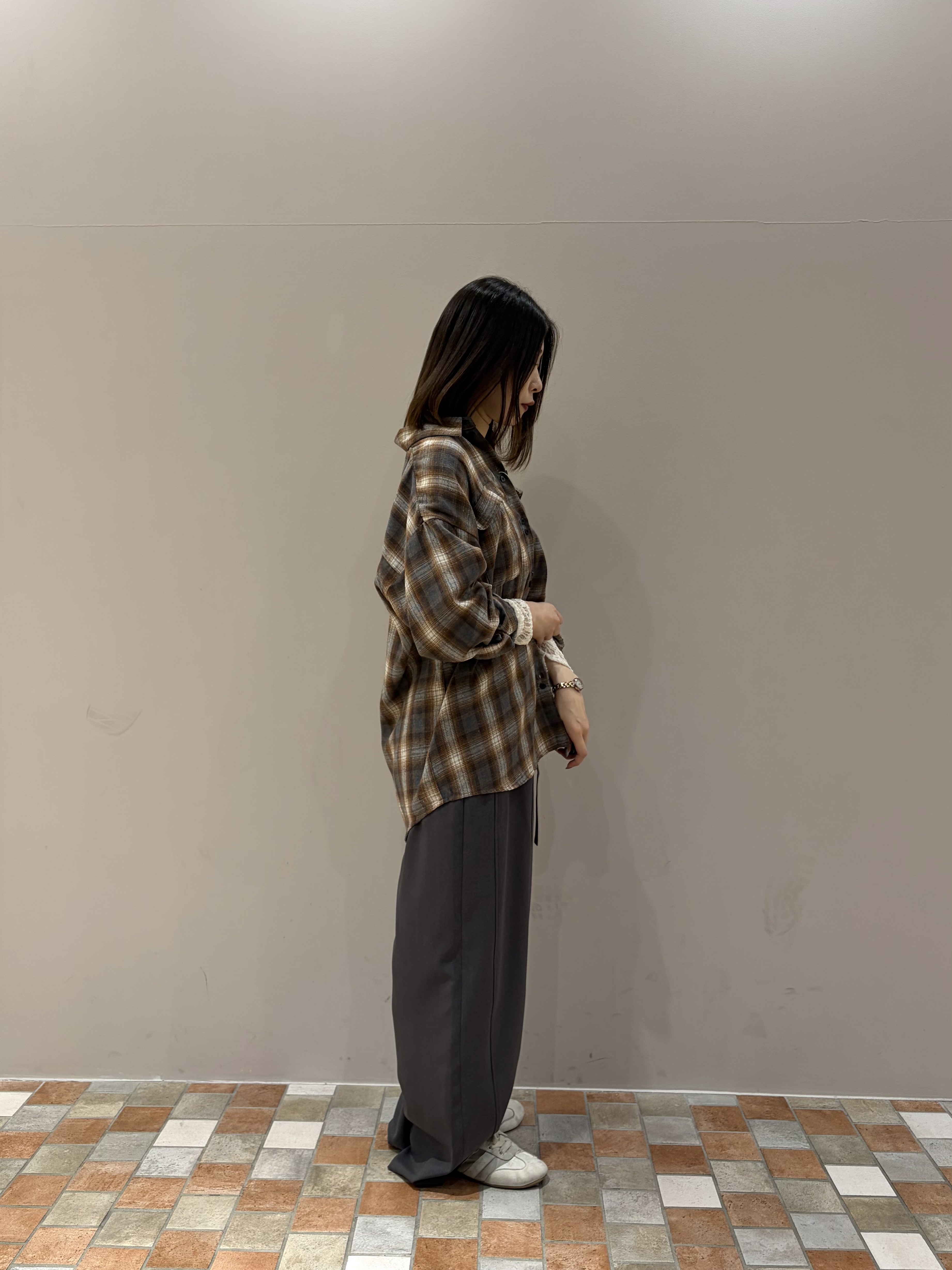 amiさんの「INDIVI｜ラインロングネックレス」を使ったコーディネート