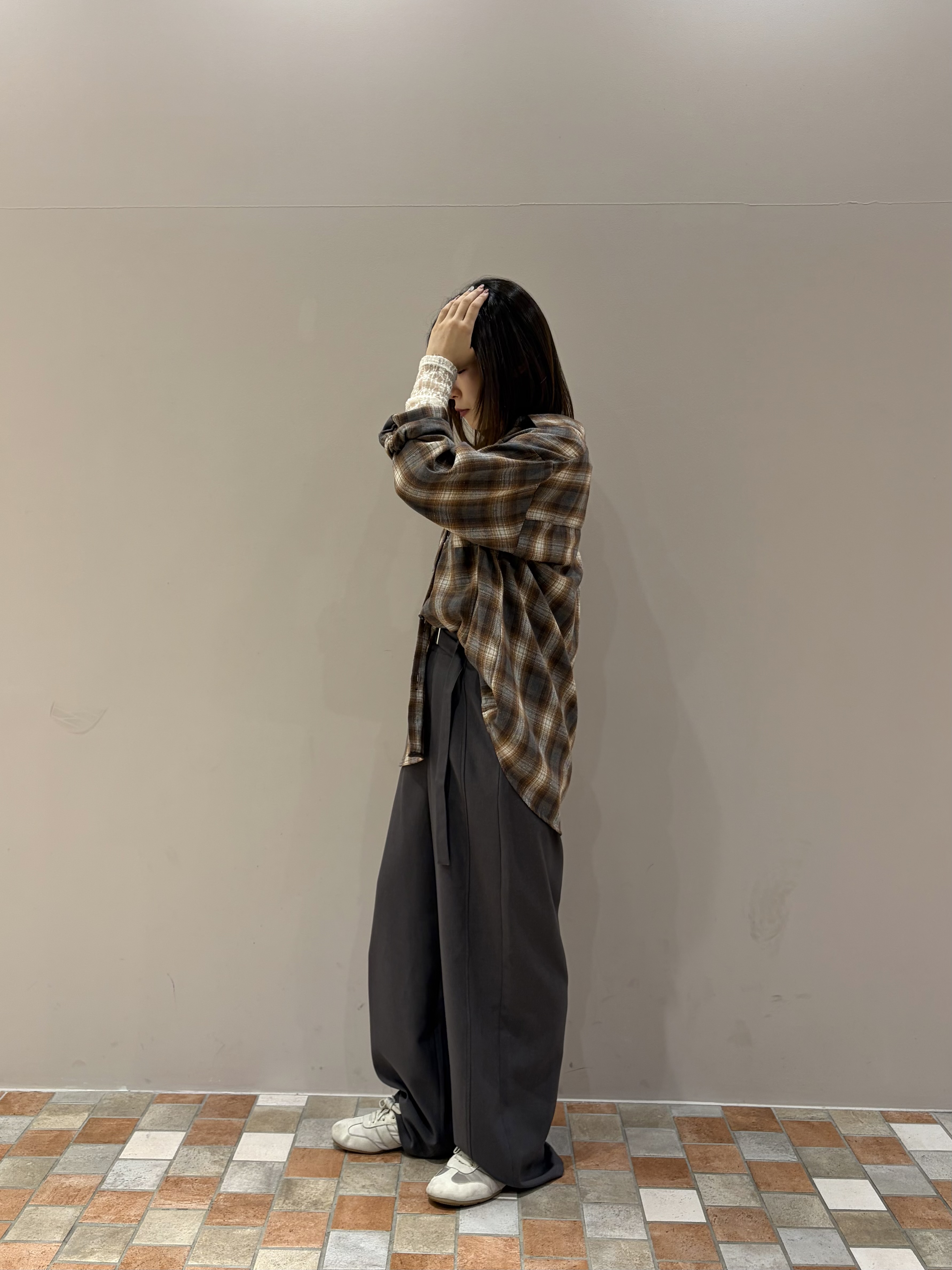 amiさんの「INDIVI｜ラインロングネックレス」を使ったコーディネート