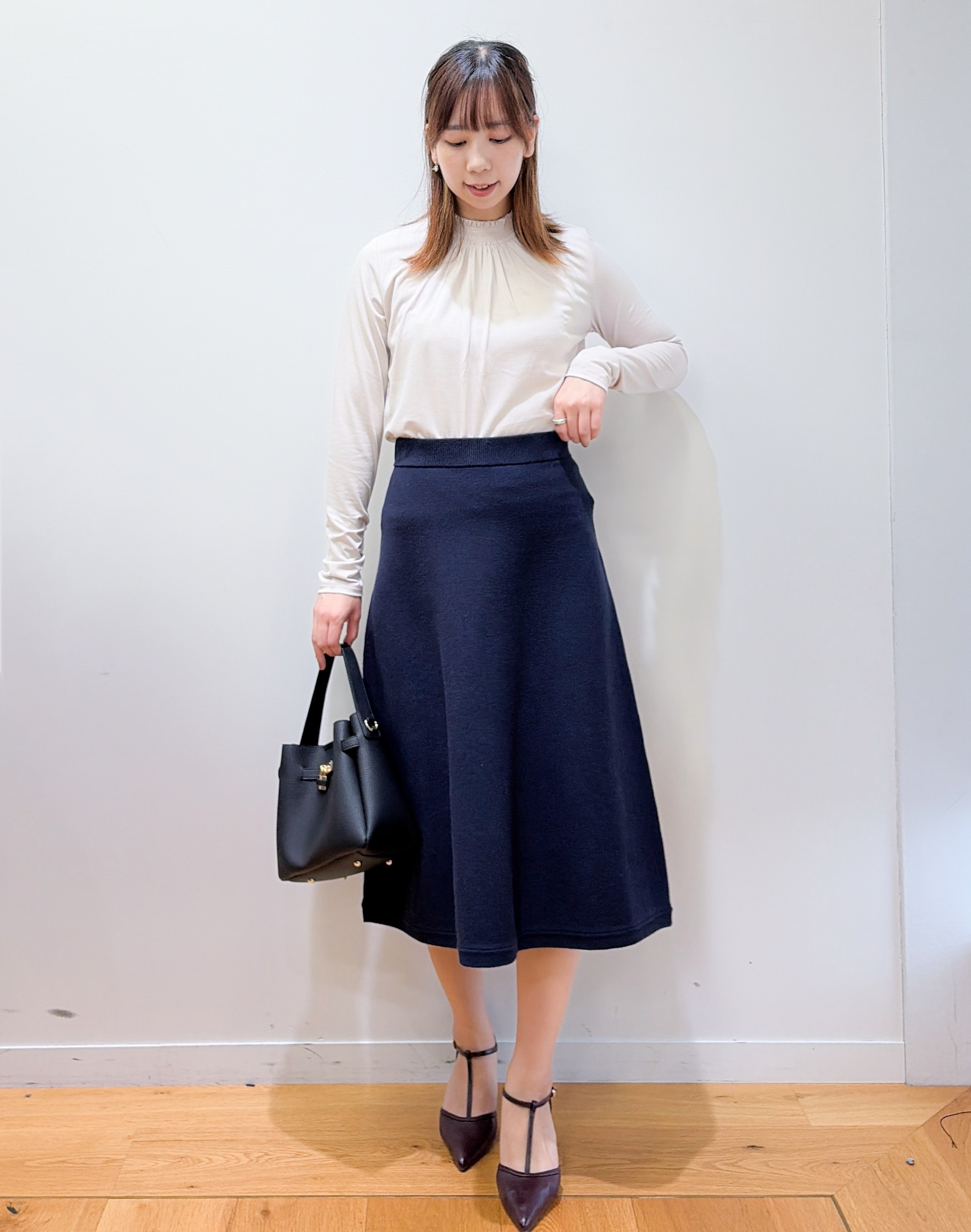 yurinaさんの「index｜【軽量／2WAY】キーモチーフミドルトート」を使ったコーディネート