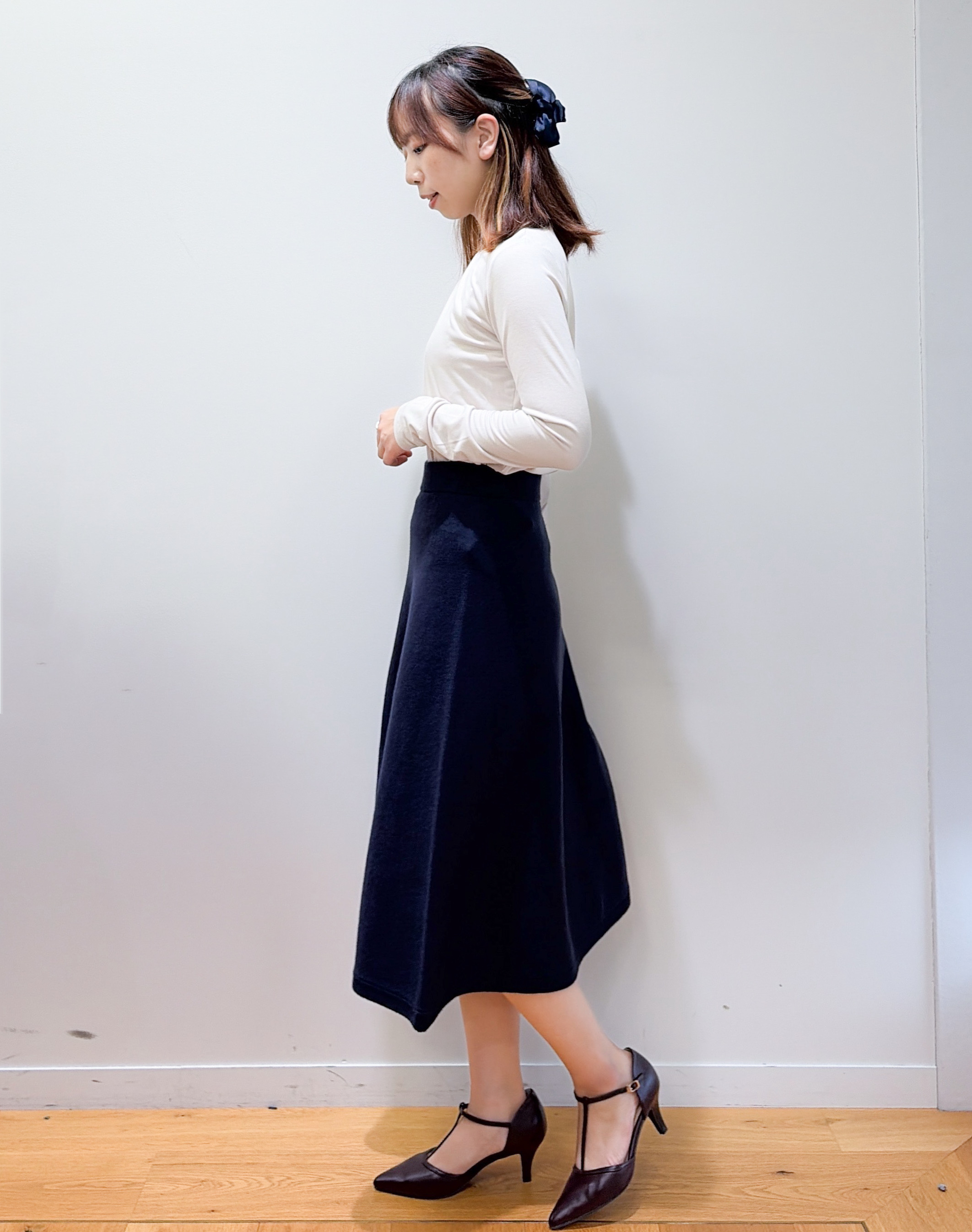 yurinaさんの「index｜【軽量／2WAY】キーモチーフミドルトート」を使ったコーディネート