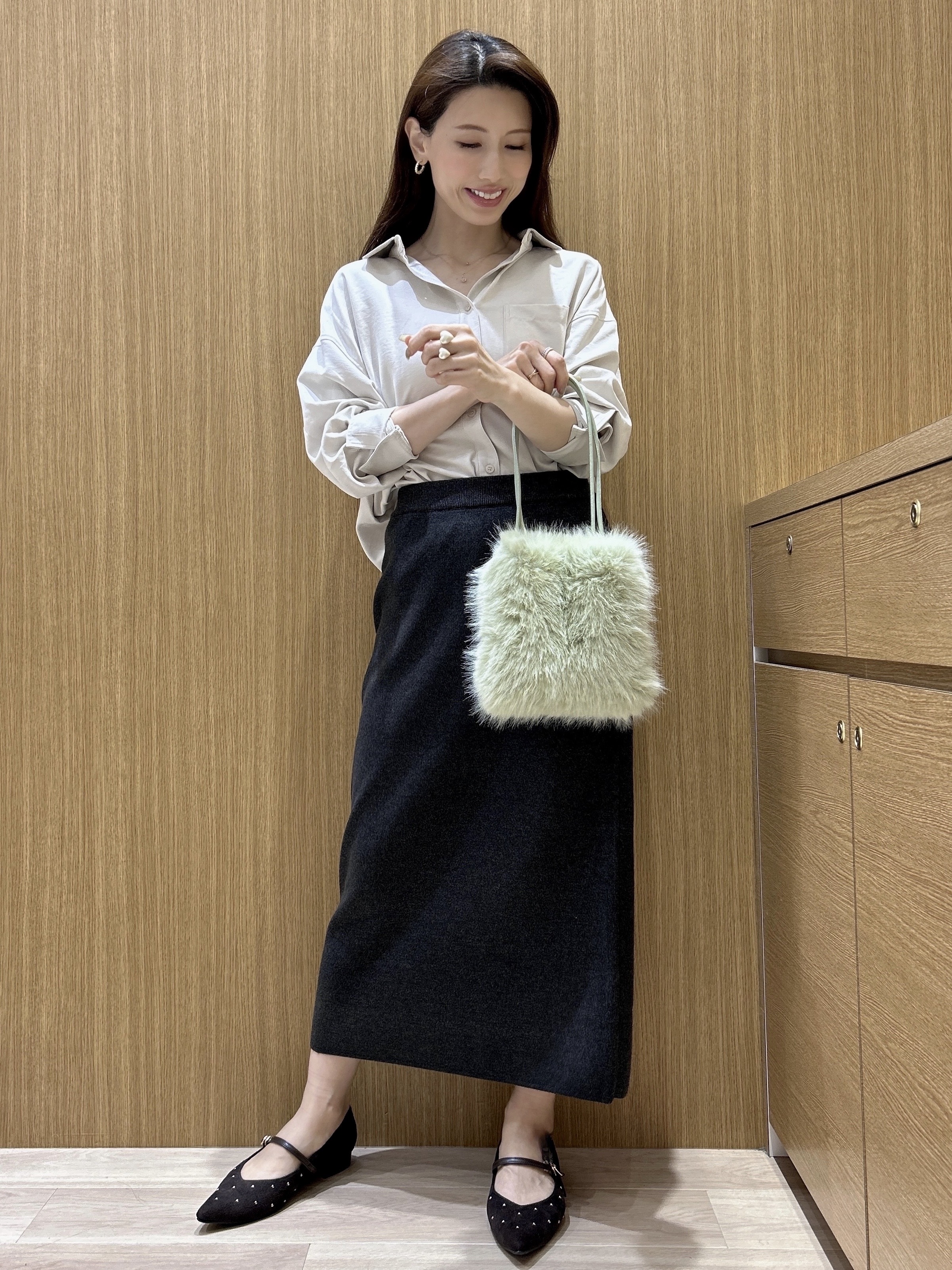maiさんの「OPAQUE.CLIP｜スエードタッチシャツ【洗濯機OK】」を使ったコーディネート