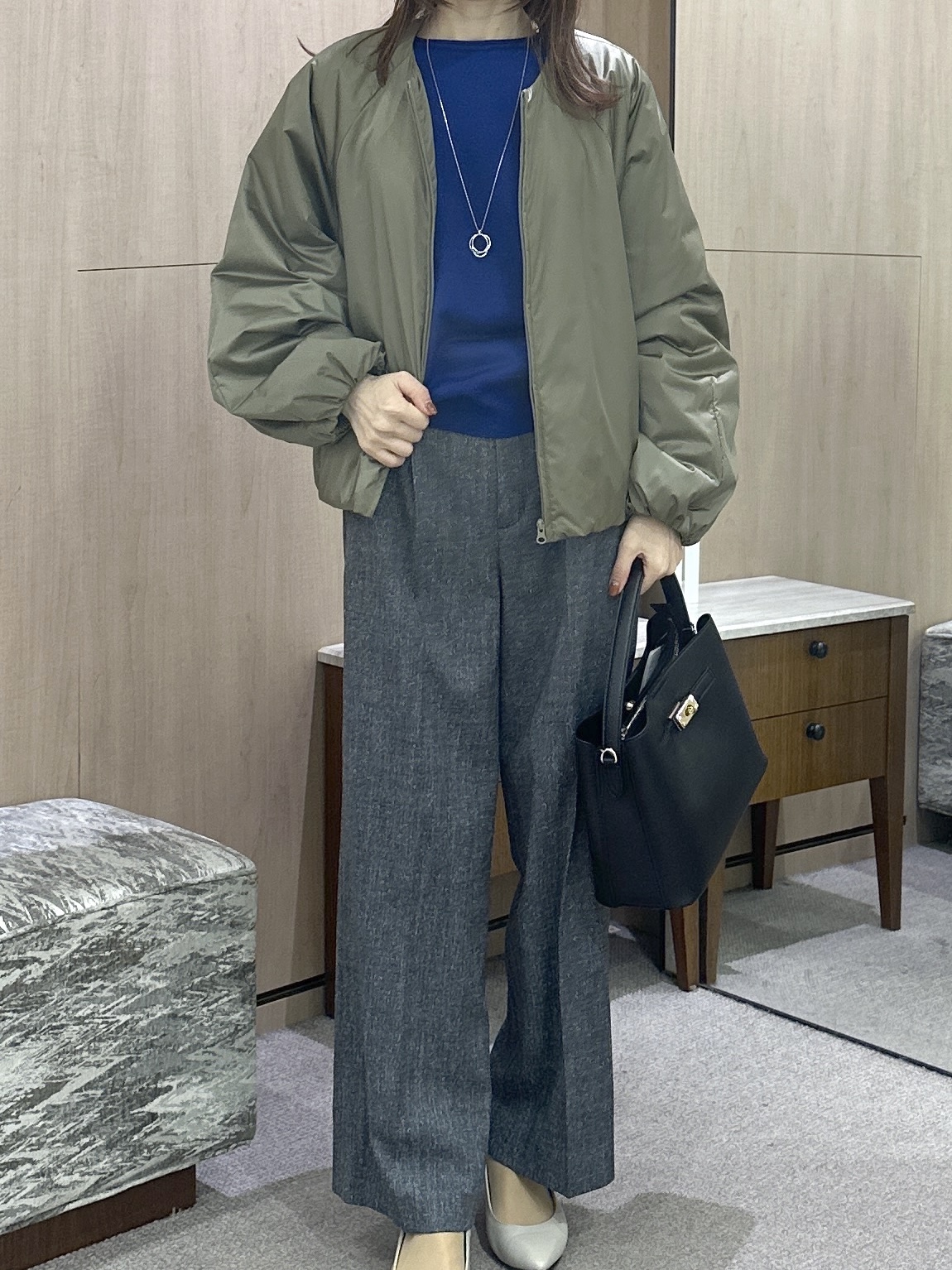 Miwaさんの「UNTITLED｜【大人の抜け感/8色展開】ボリュームスリーブニットプルオーバー」を使ったコーディネート