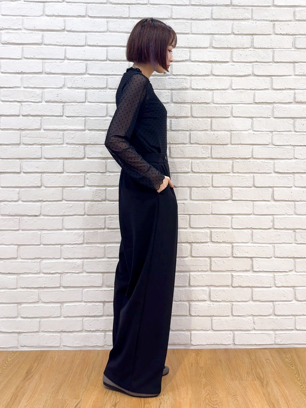 𝐜𝐡𝐢𝐤𝐚さんの「SHOO･LA･RUE｜【S-LL/洗濯機可】コーデにプラスするだけで垢抜ける 柄アソートシアーチュールトップス」を使ったコーディネート