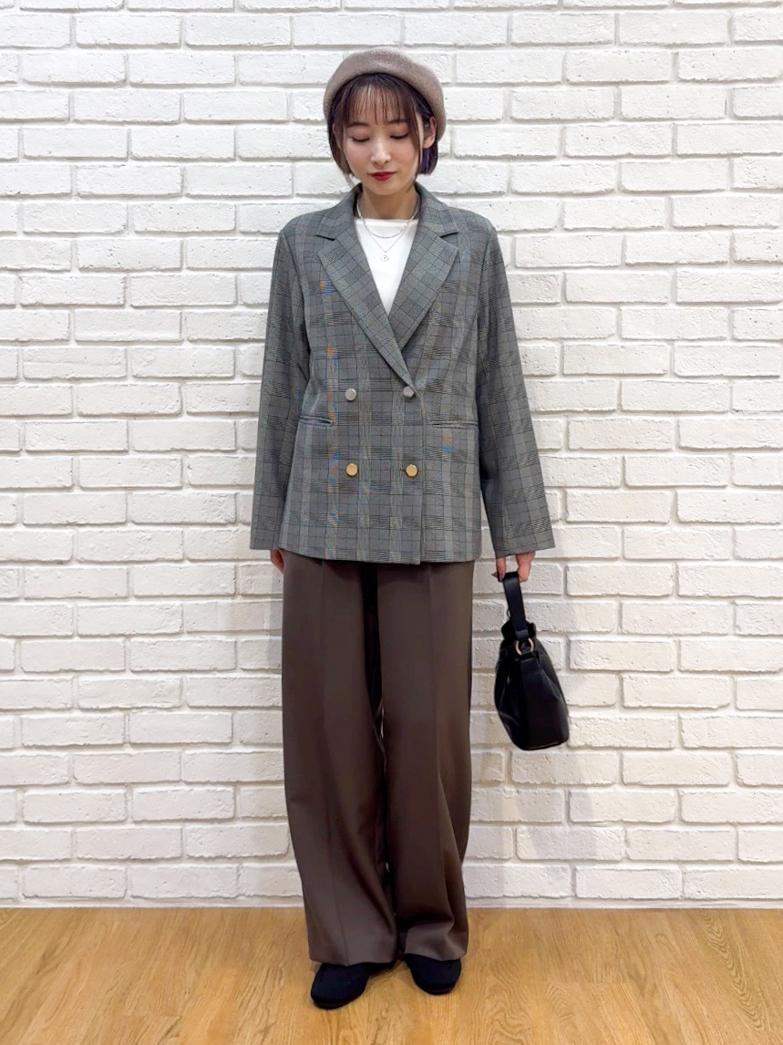 𝐜𝐡𝐢𝐤𝐚さんの「SHOO･LA･RUE｜【S-LL/洗濯機可】レイヤードの幅広がる お袖チュールトップス」を使ったコーディネート