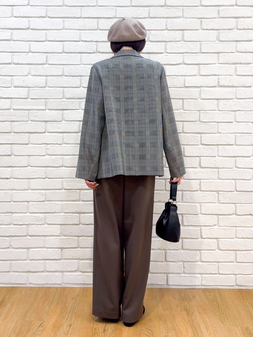 𝐜𝐡𝐢𝐤𝐚さんの「SHOO･LA･RUE｜【S-LL/洗濯機可】レイヤードの幅広がる お袖チュールトップス」を使ったコーディネート