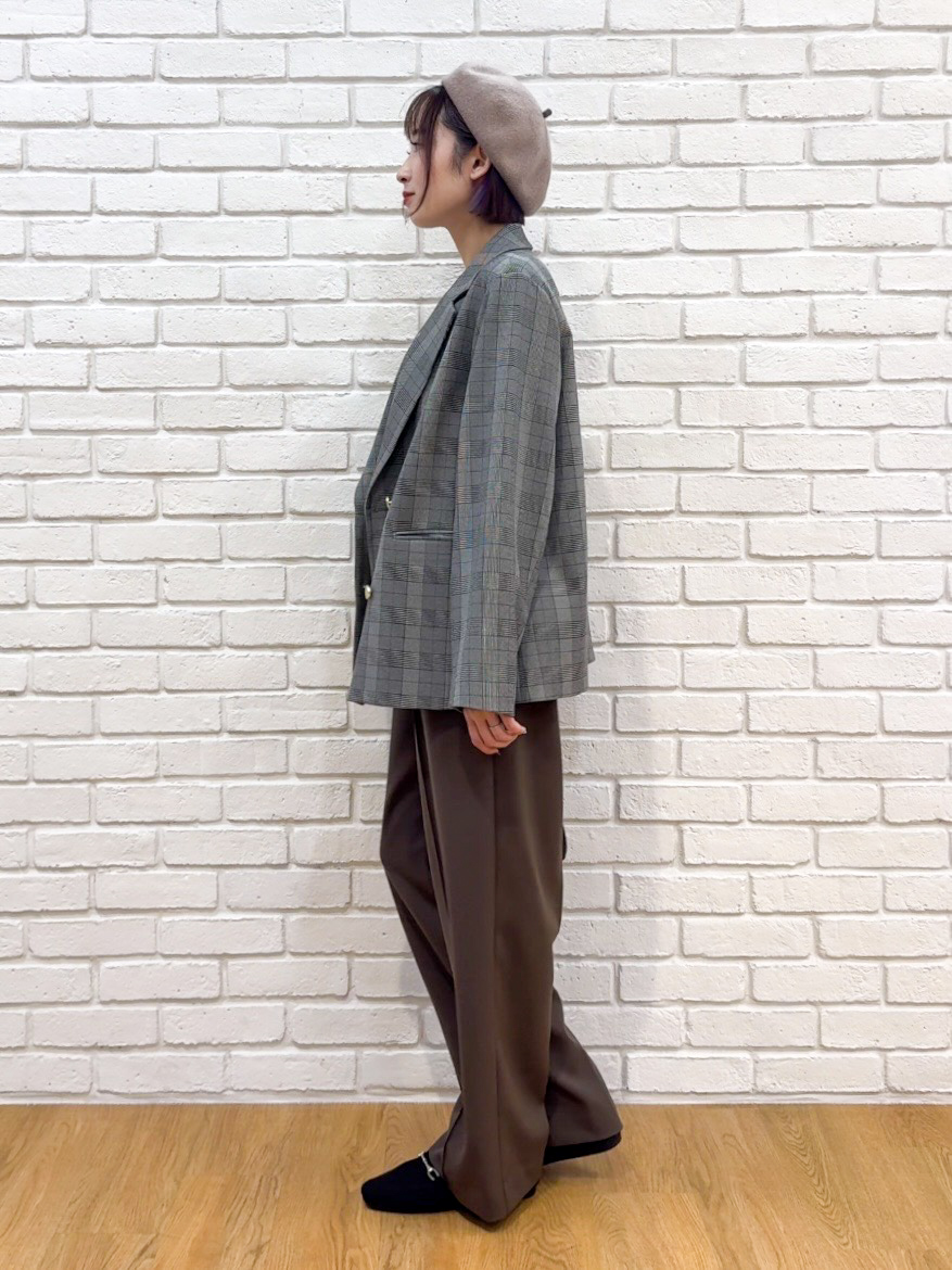 𝐜𝐡𝐢𝐤𝐚さんの「SHOO･LA･RUE｜【S-LL/洗濯機可】レイヤードの幅広がる お袖チュールトップス」を使ったコーディネート