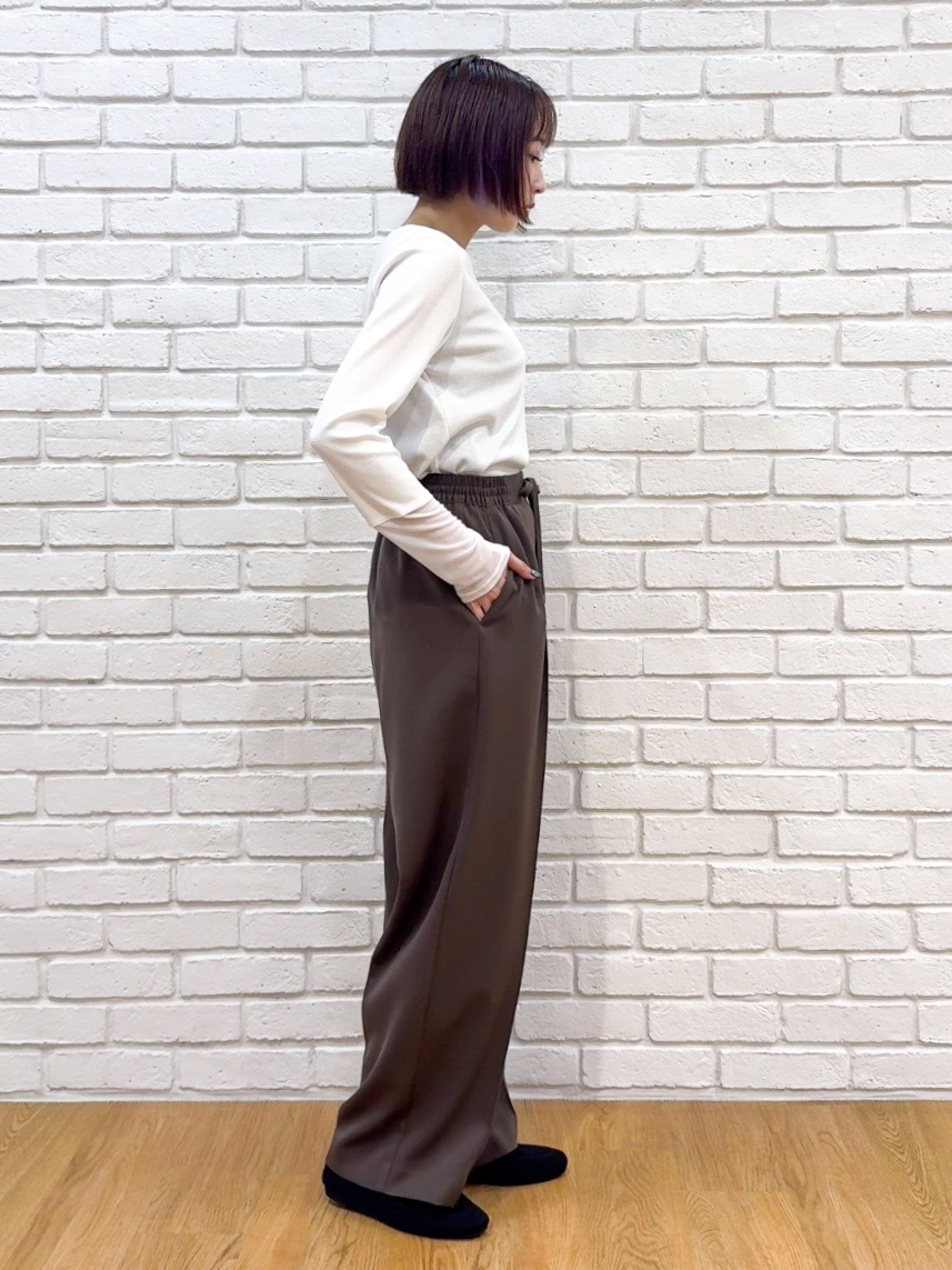 𝐜𝐡𝐢𝐤𝐚さんの「SHOO･LA･RUE｜【S-LL/洗濯機可】レイヤードの幅広がる お袖チュールトップス」を使ったコーディネート