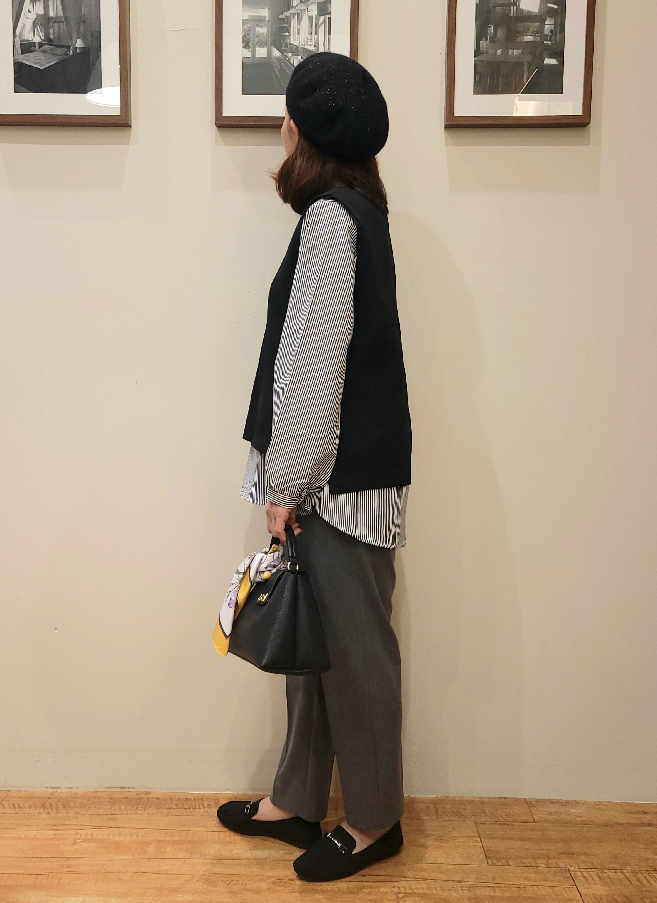 ユウさんの「SHOO･LA･RUE｜【2点セット/S-LL】着回し自在 スポンディッシュニットベスト＆フレアシャツ」を使ったコーディネート