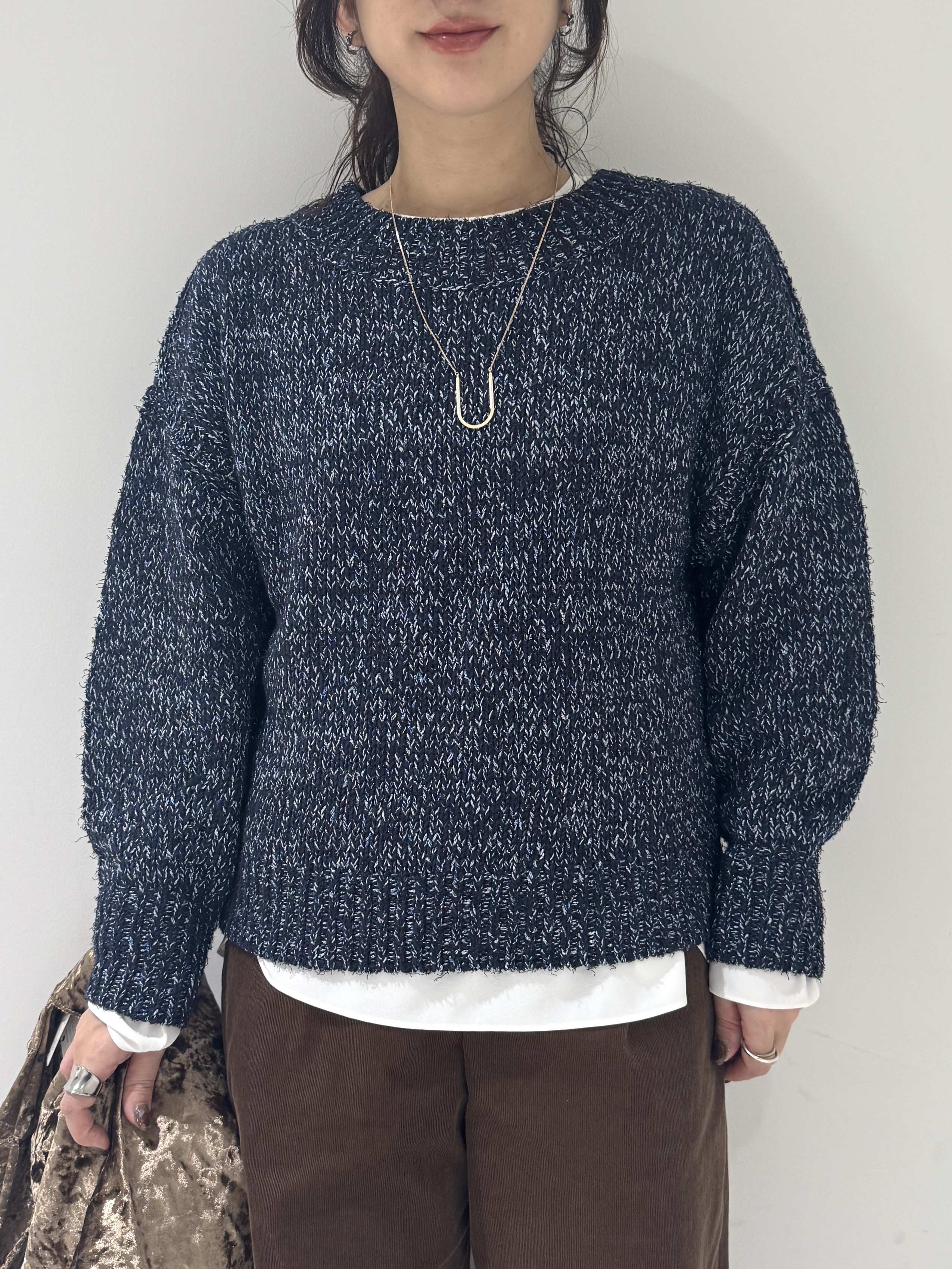 そんさんの「INDIVI｜【コットン混／ミックスカラー】カールヤーン パフスリーブニット」を使ったコーディネート