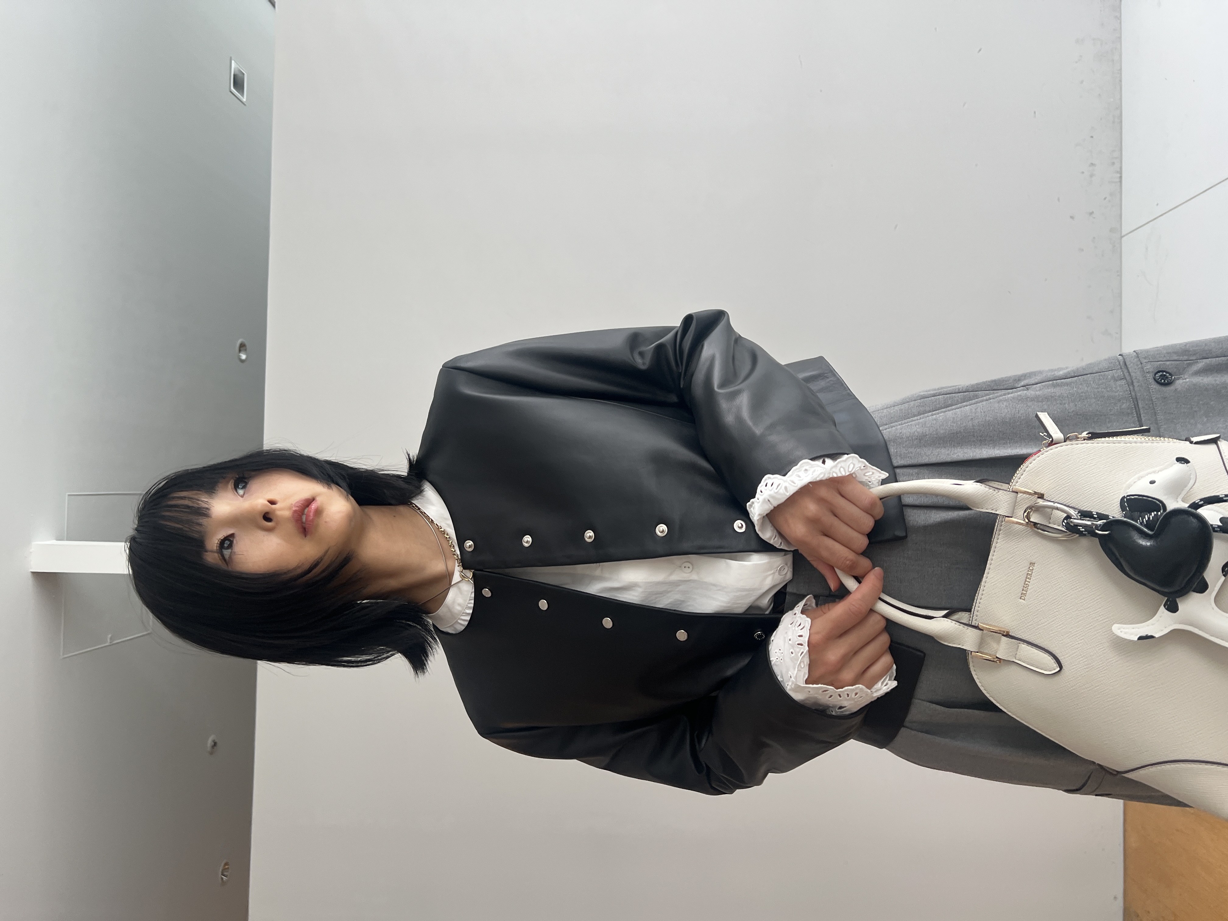 misaさんの「DRESSTERIOR｜ブガッティバッグ」を使ったコーディネート