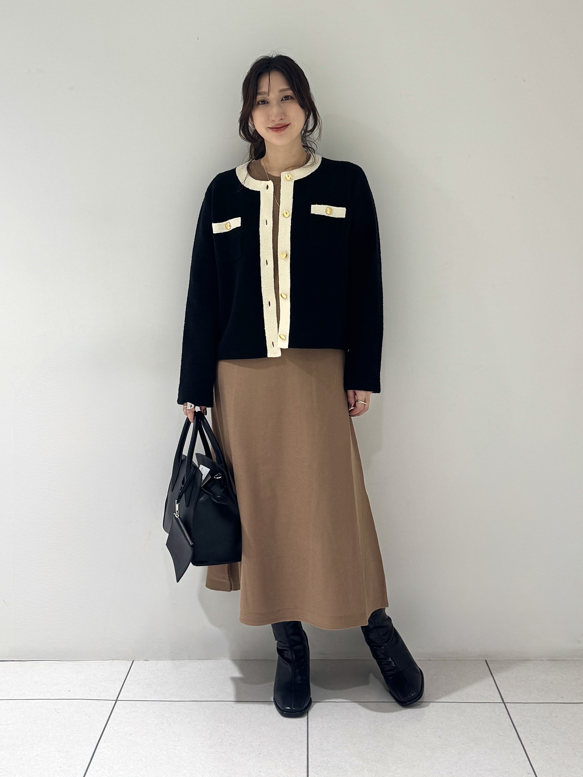 そんさんの「INDIVI｜【軽やか】ブークレニットジャケット」を使ったコーディネート