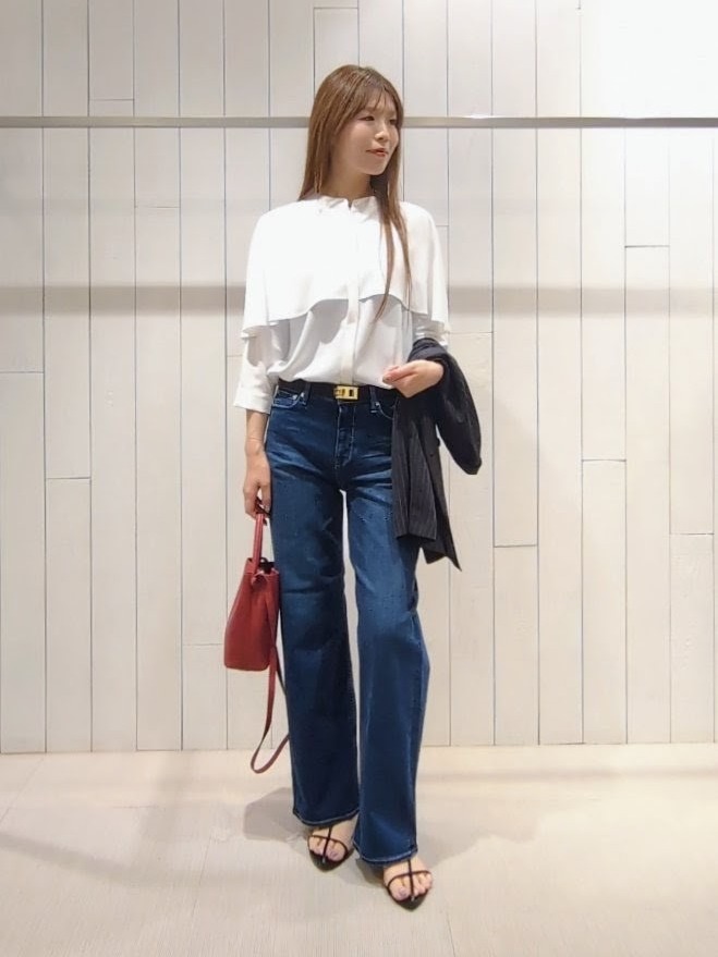 SHOさんの「INDIVI｜【2WAY／合皮】ポシェットサイズバッグ」を使ったコーディネート