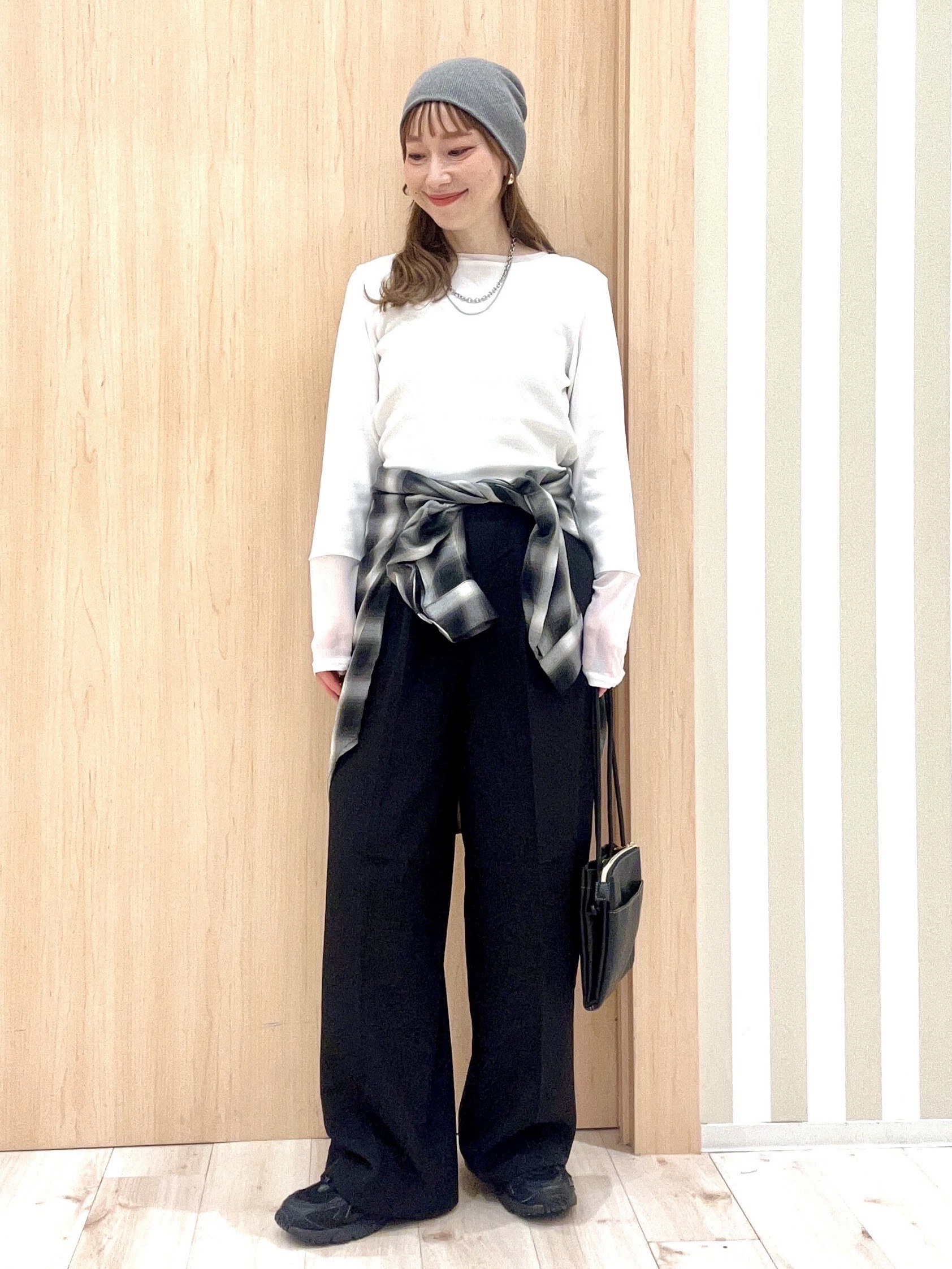 ririさんの「SHOO･LA･RUE｜【S-LL/洗濯機可】レイヤードの幅広がる お袖チュールトップス」を使ったコーディネート