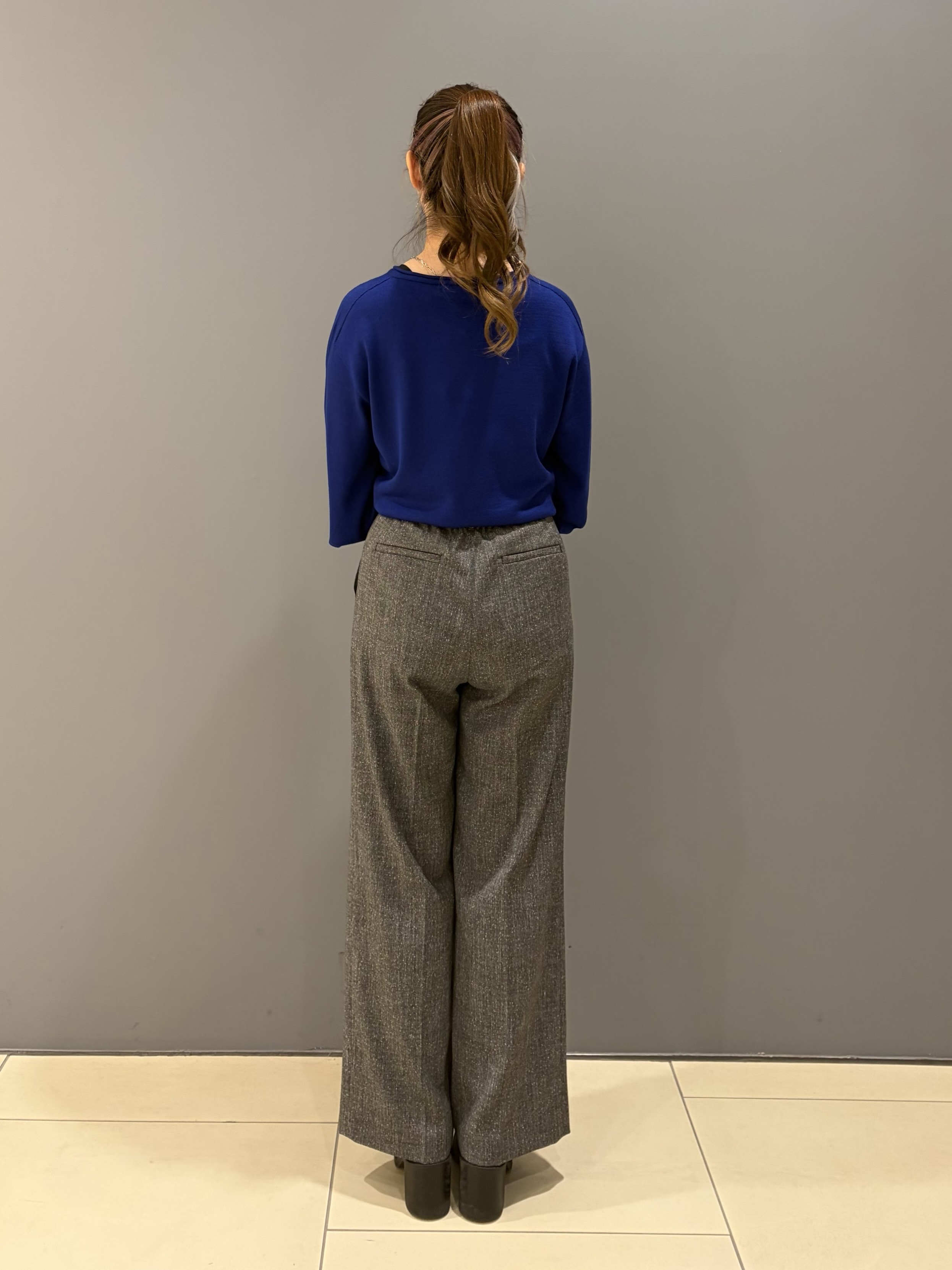 miさんの「UNTITLED｜【大人の抜け感/8色展開】ボリュームスリーブニットプルオーバー」を使ったコーディネート