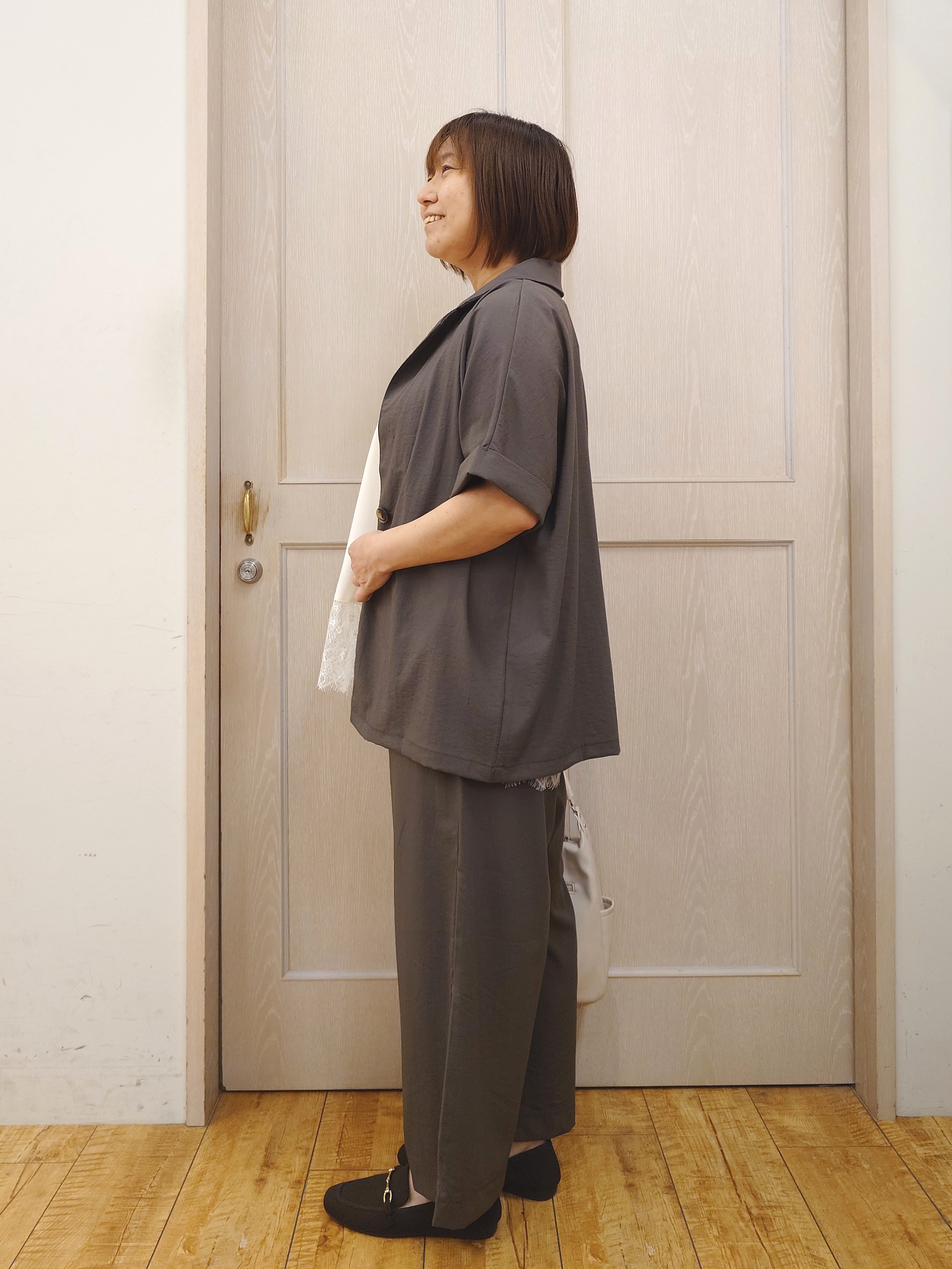 とろろさんの「SHOO･LA･RUE｜【高レビュー/洗濯機可/セットアップ可】軽凛(かろりん) 半袖ジャケット」を使ったコーディネート