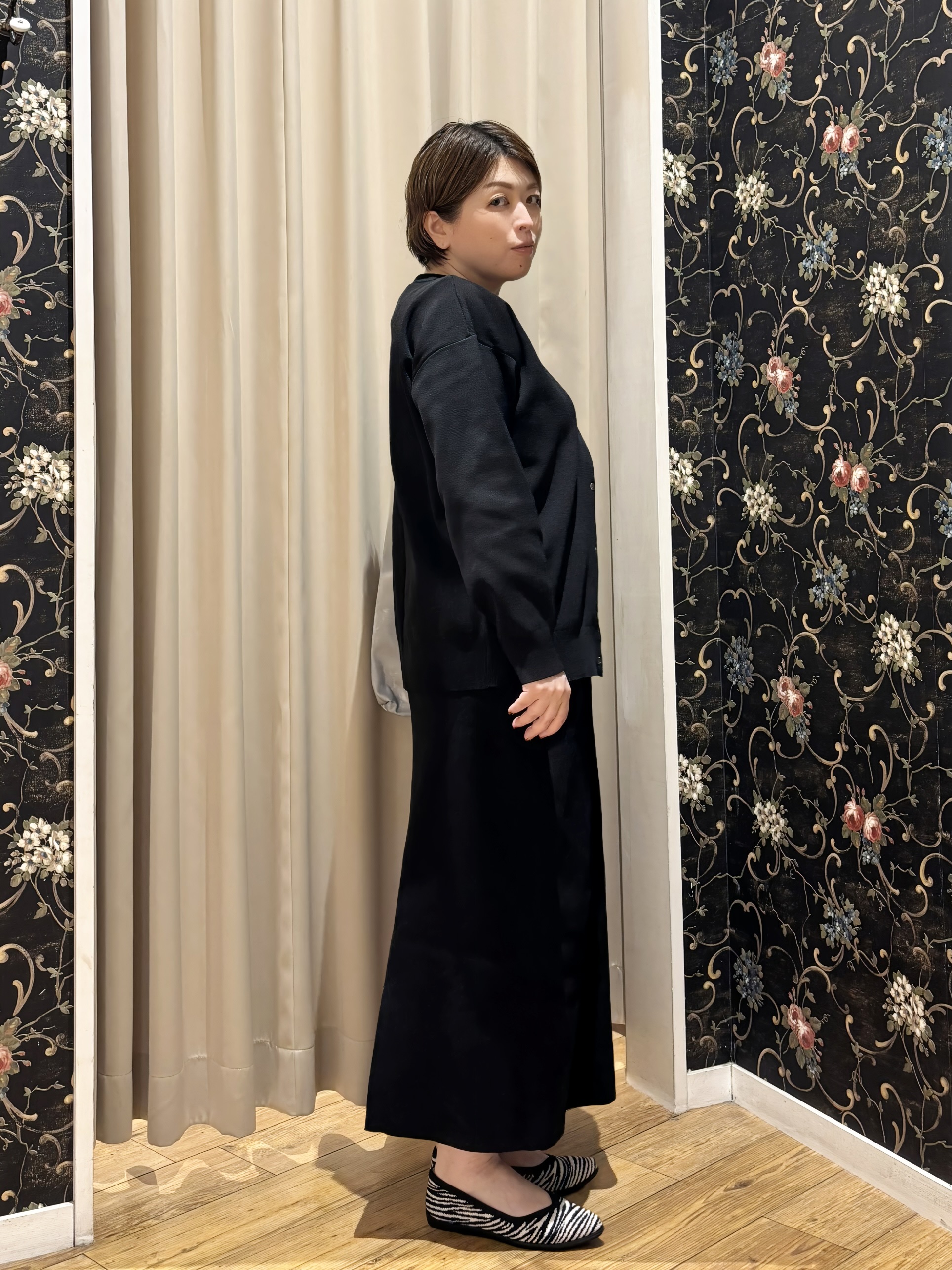 たみさんの「SHOO･LA･RUE｜【セットアップ可/洗濯機可】軽やかに羽織れる スポンディッシュ ニットカーディガン」を使ったコーディネート
