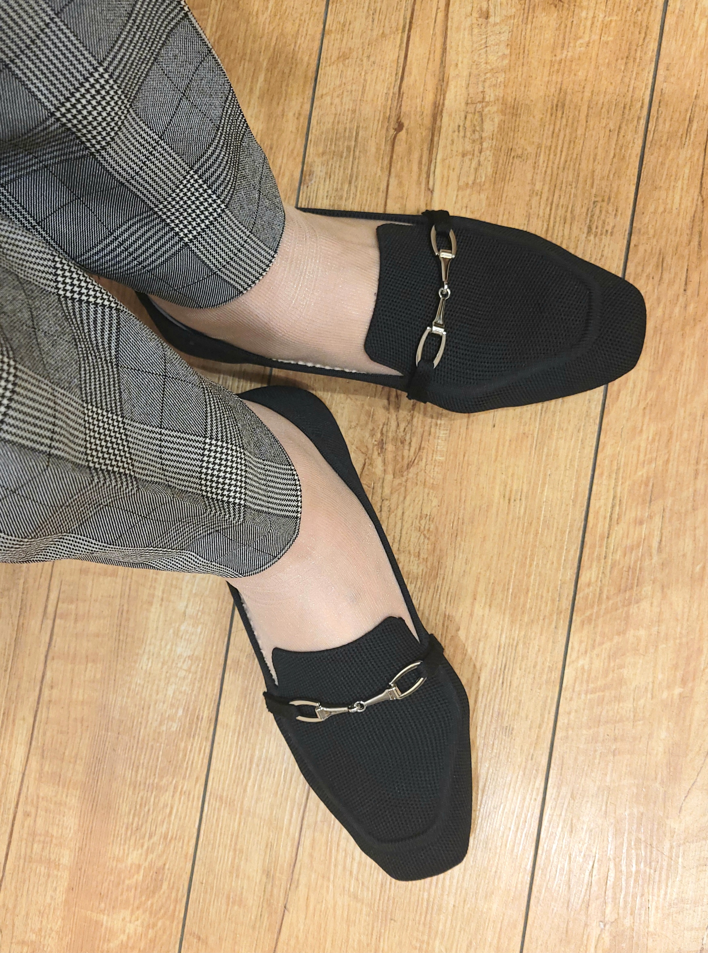 ユウさんの「SHOO･LA･RUE｜【洗濯後しわになりにくい/S-LL】こなれ見え ゆるっと キーネック金ボタンポケットシャツ」を使ったコーディネート