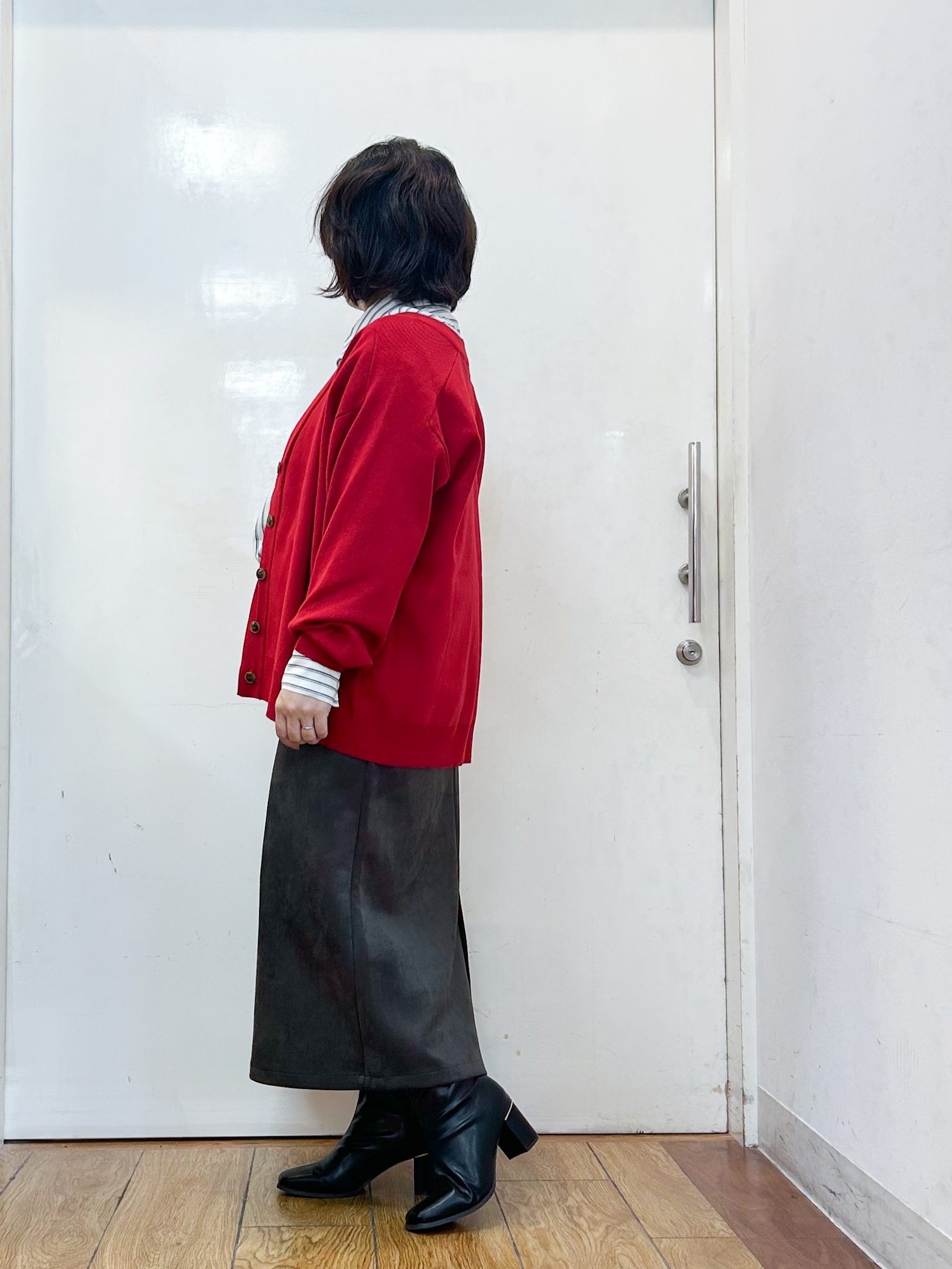 haruさんの「SHOO･LA･RUE｜【毛玉になりにくい/S-LL/洗濯機可/体型カバー】Vネックゆったりカーディガン」を使ったコーディネート