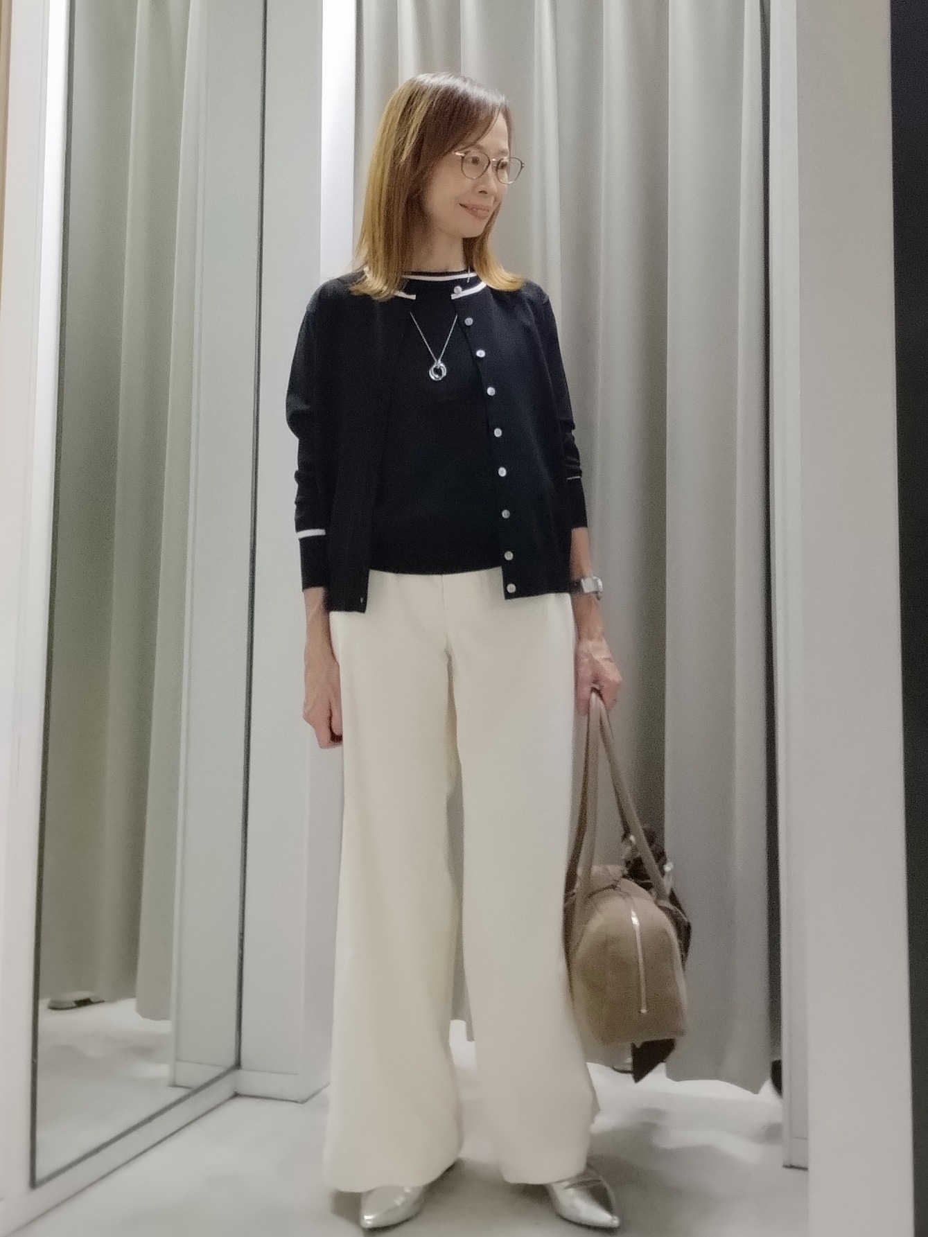 もりさんの「UNTITLED｜【アンサンブル可能/秋羽織り】コンパクトニットカーディガン」を使ったコーディネート