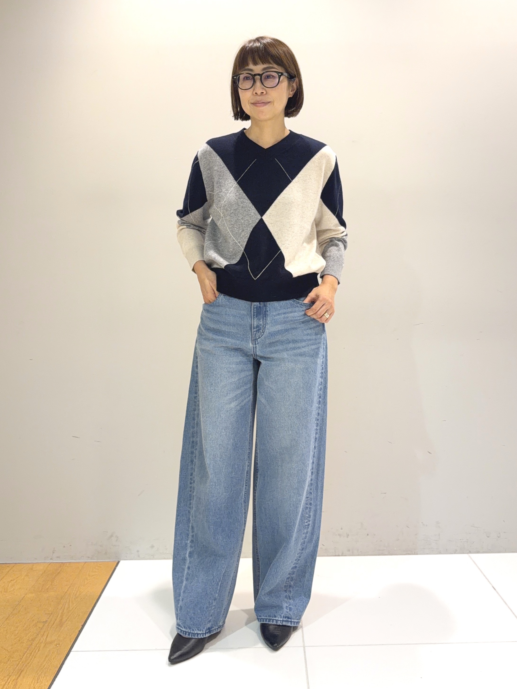 murayamaさんの「INDIVI｜【新作登場！】カーブシルエットデニム」を使ったコーディネート