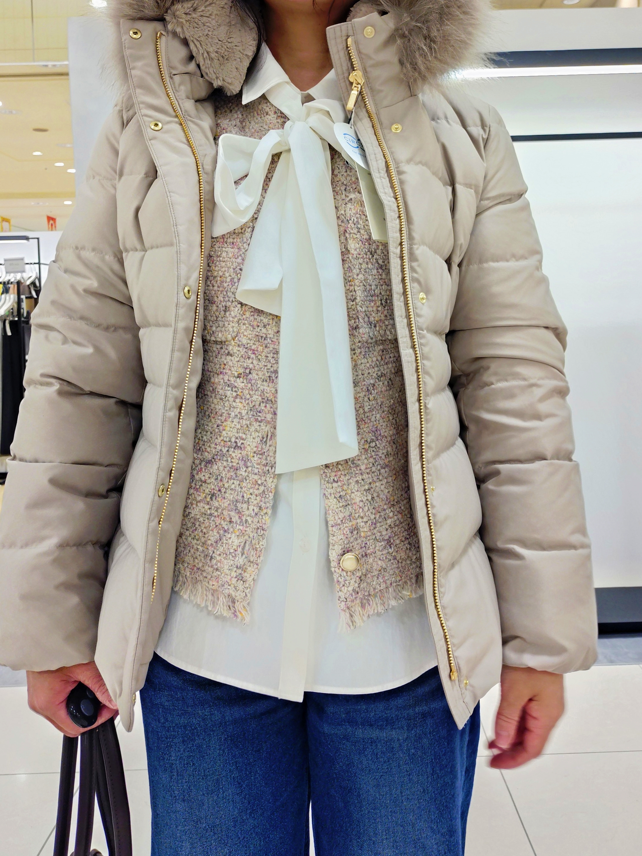 TOMOMIさんの「INDIVI｜【華やか／ラメ】ミックスツイード ニットジャケット」を使ったコーディネート
