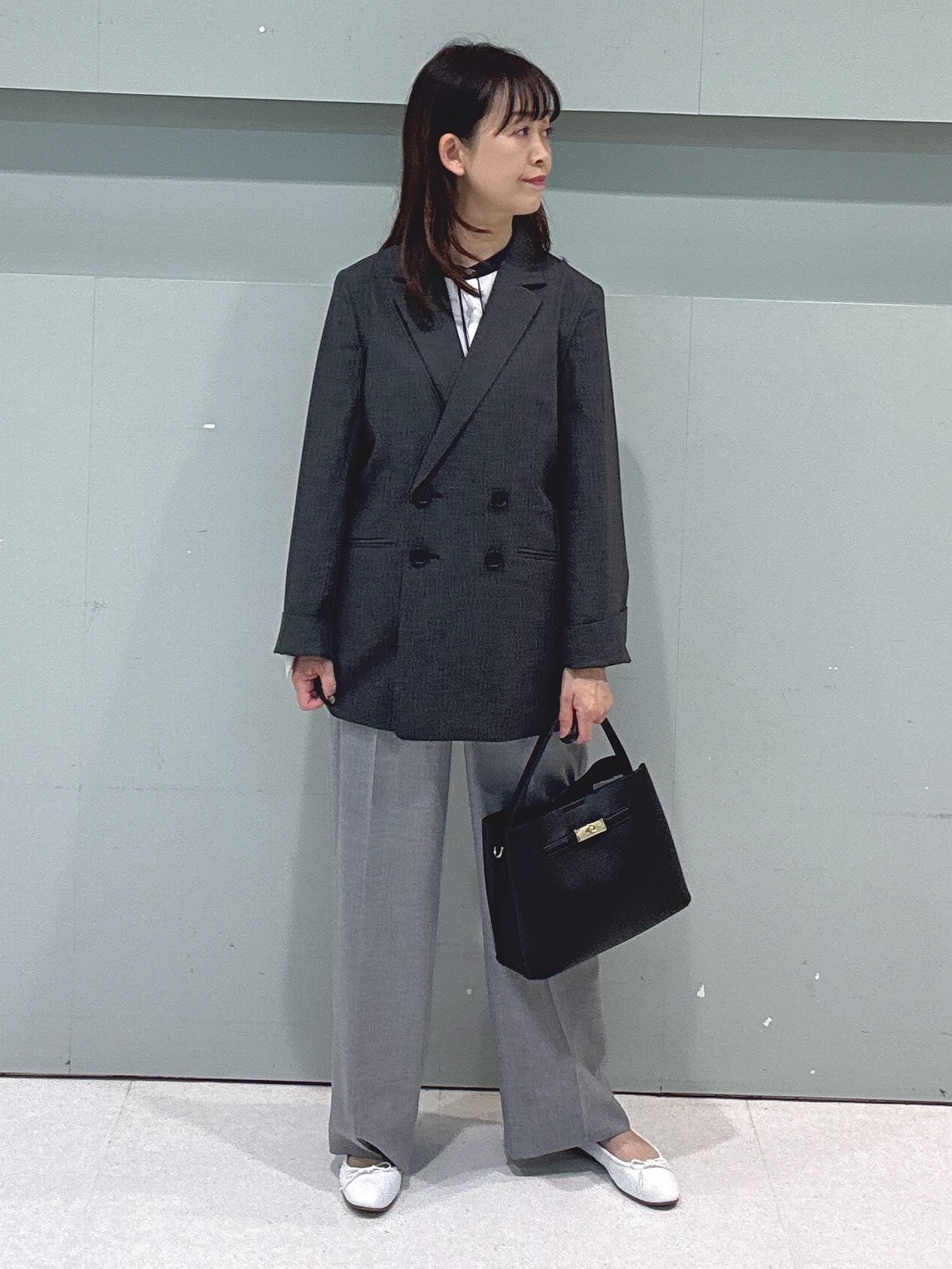 makiさんの「UNTITLED｜【セットアップ可/秋羽織り/お仕事スーツ】ウールブレンドダブルジャケット」を使ったコーディネート