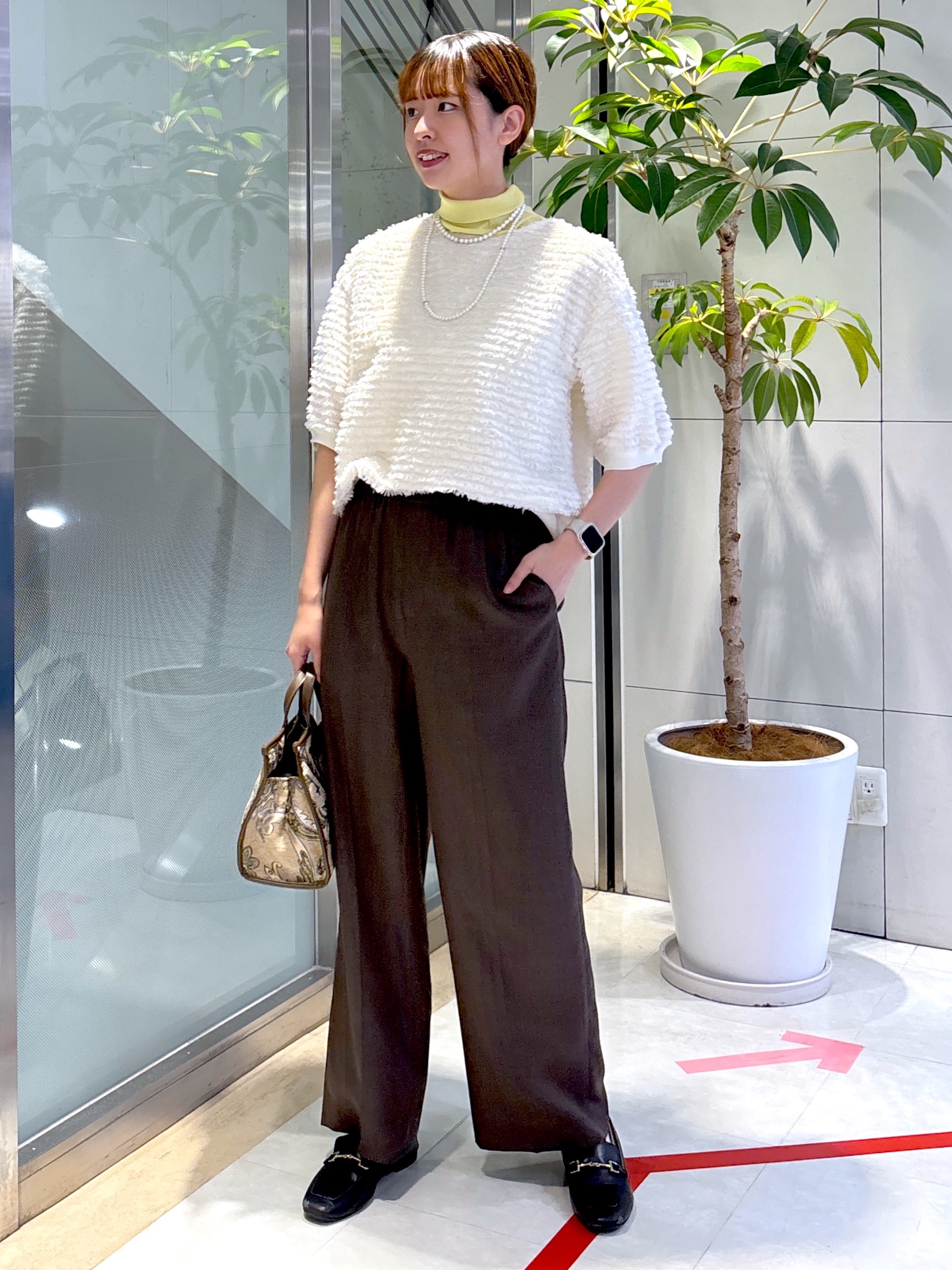 yukaさんの「UNTITLED｜【秋映え/体型カバー】フェザージャガードプルオーバー」を使ったコーディネート