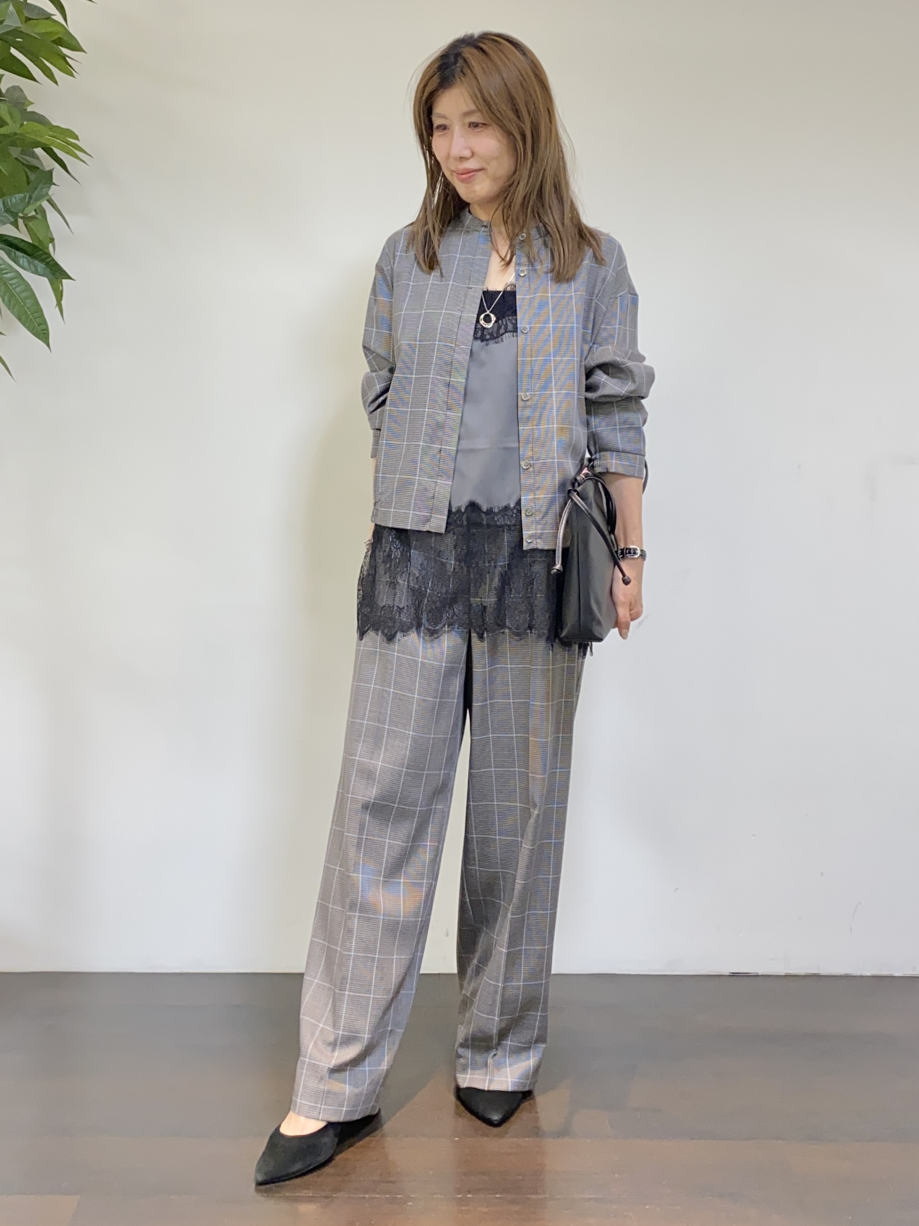 tomoさんの「UNTITLED｜【セットアップ可/秋羽織り】メランジツイルシャツ」を使ったコーディネート