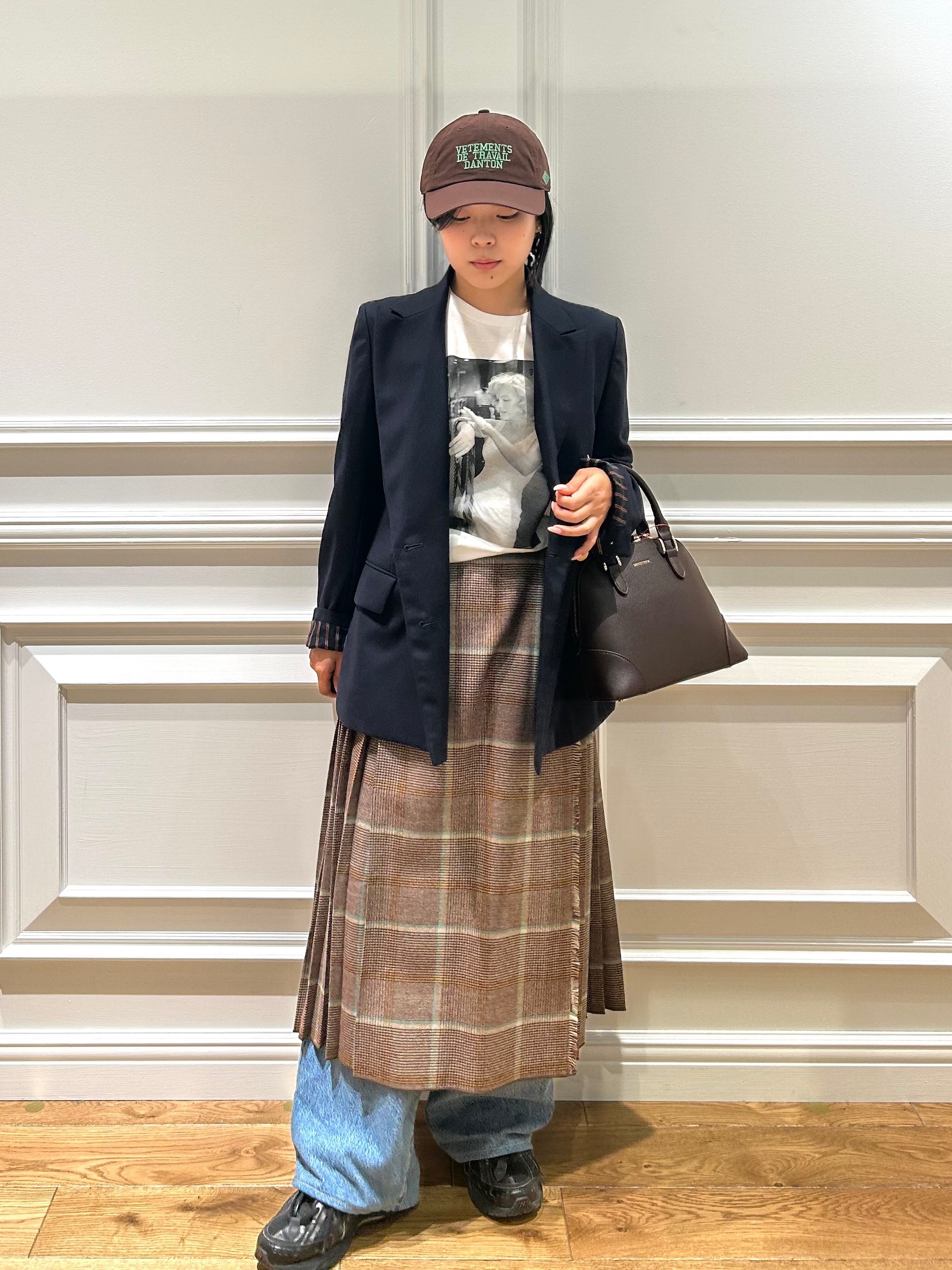 とりみさんの「DRESSTERIOR｜【別注】マリリンモンロー/オフショットプリントT」を使ったコーディネート