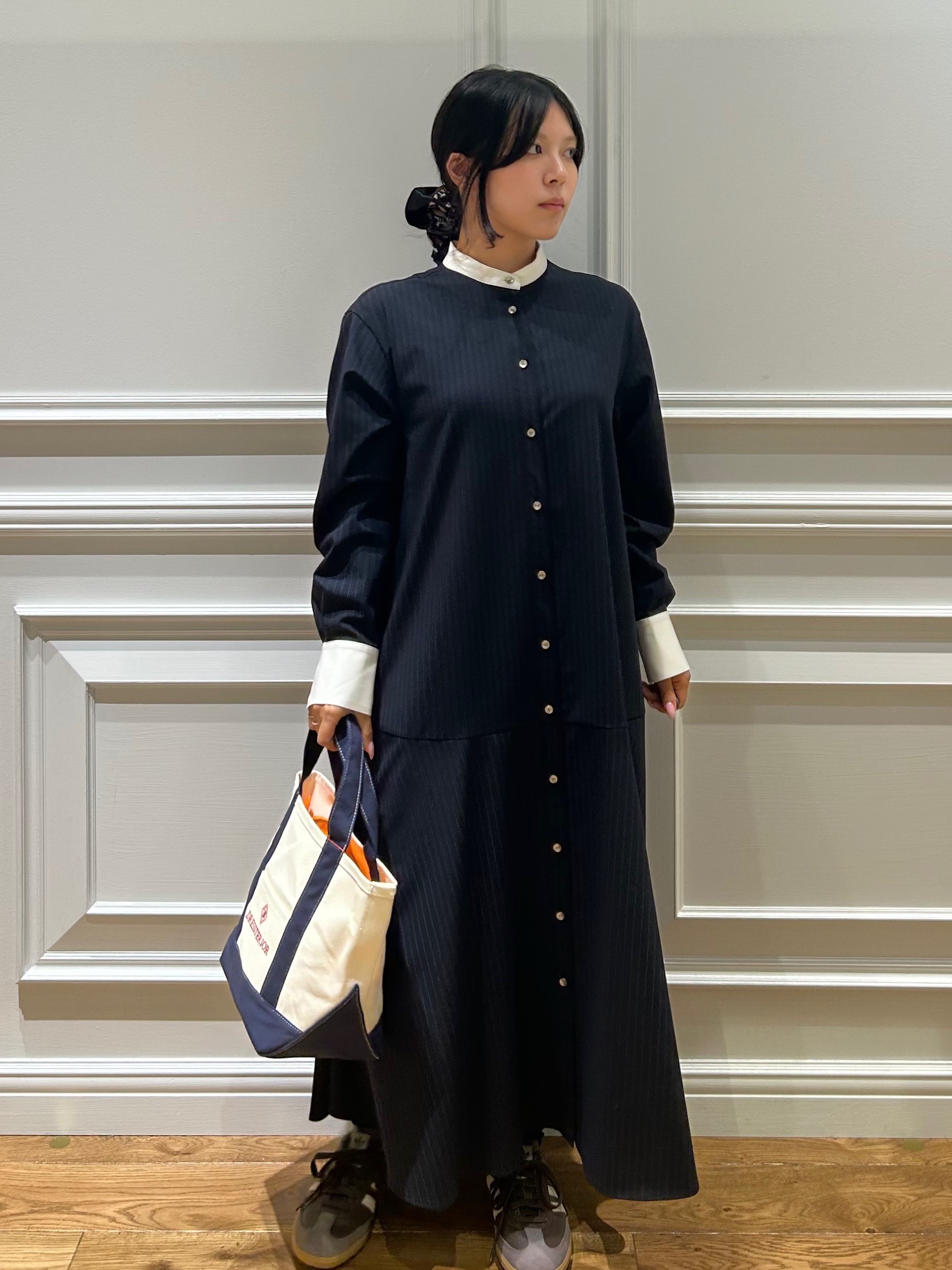 とりみさんの「DRESSTERIOR｜ウォッシャブルストライプシャツワンピース」を使ったコーディネート