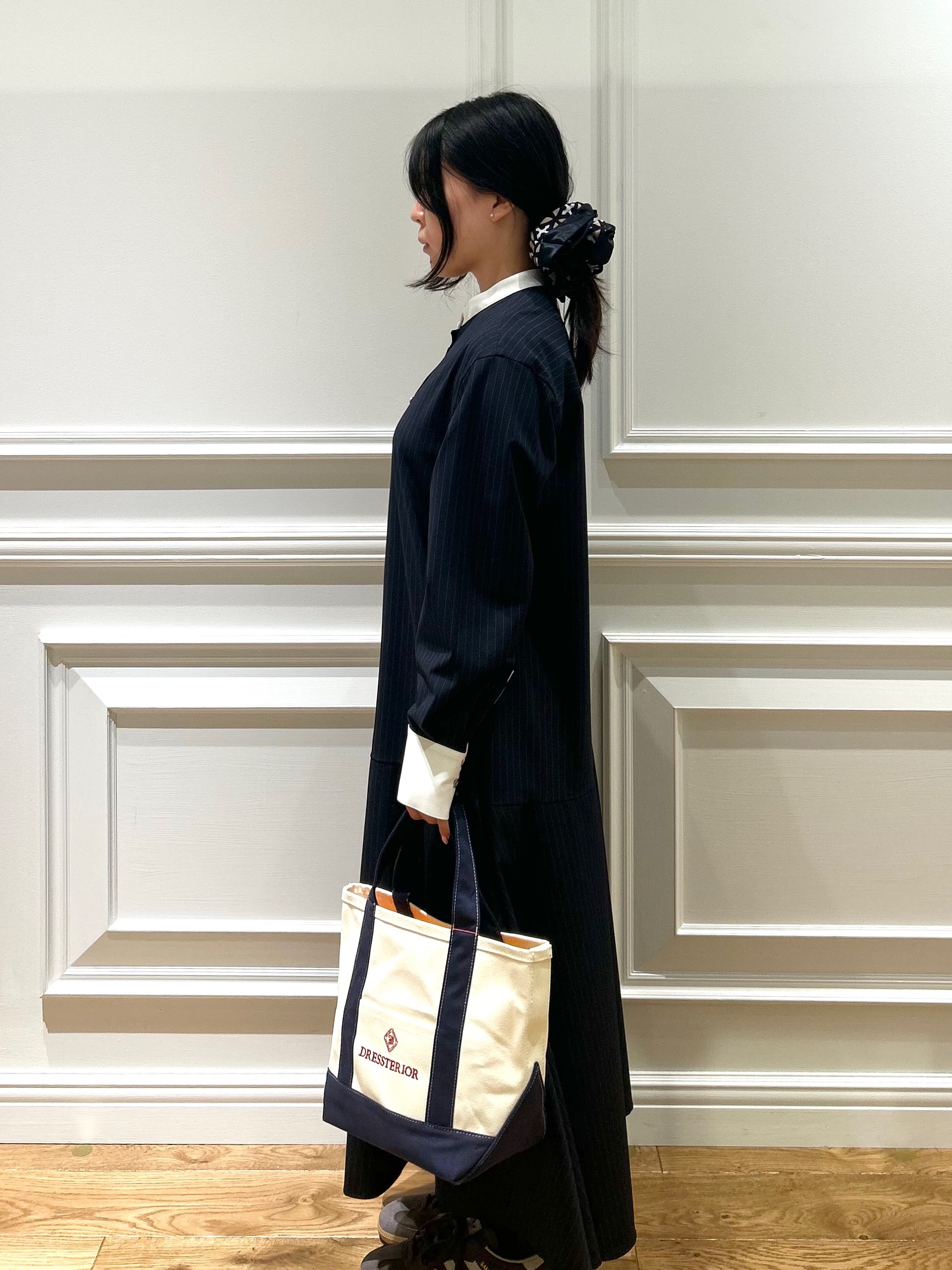 とりみさんの「DRESSTERIOR｜ウォッシャブルストライプシャツワンピース」を使ったコーディネート