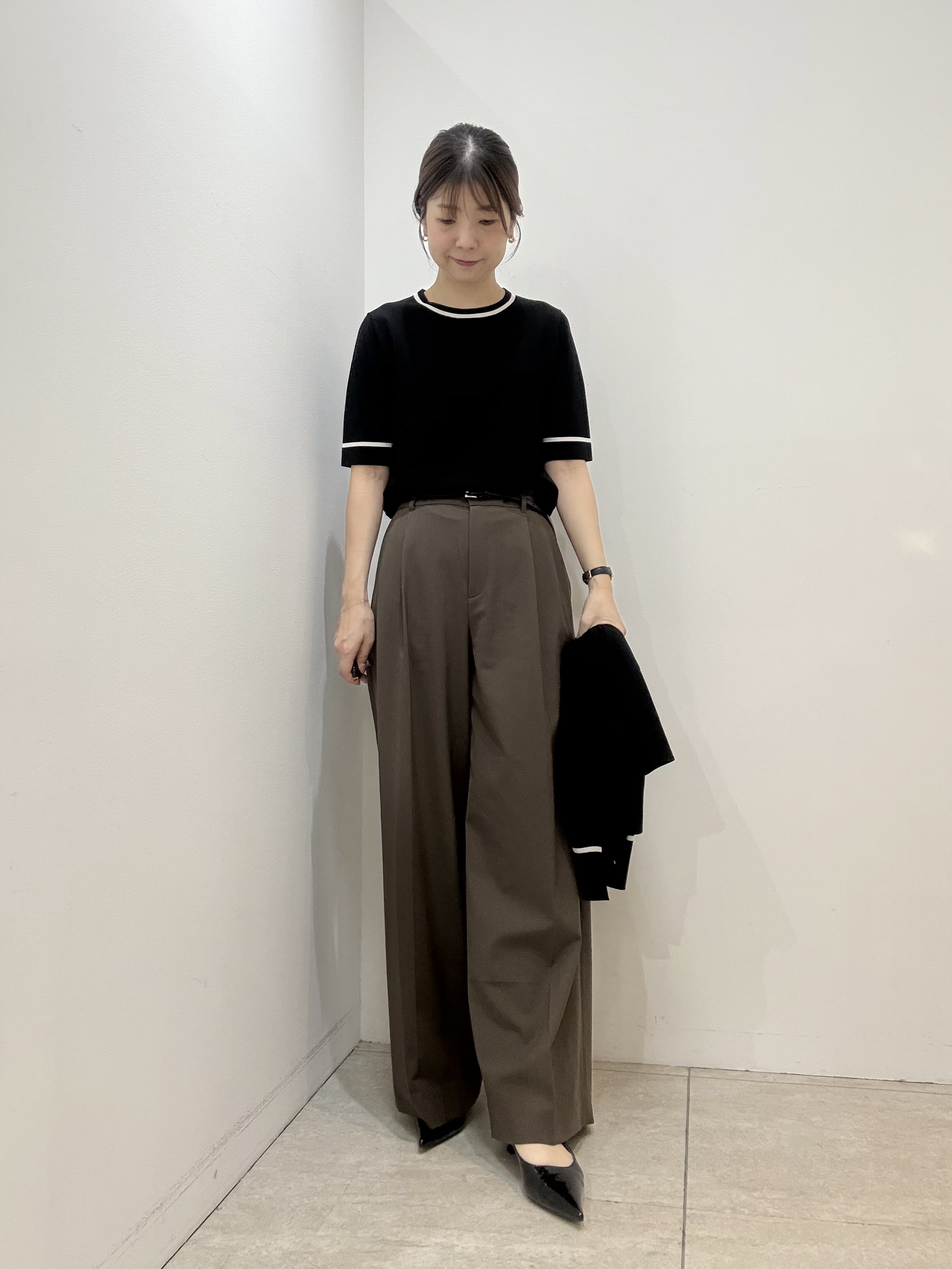 かなえさんの「UNTITLED｜【アンサンブル可能/秋羽織り】コンパクトニットカーディガン」を使ったコーディネート